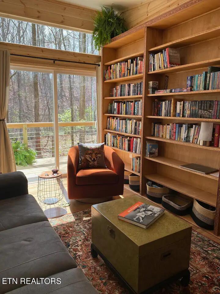 658 English Mountain Rd Property Photo 42