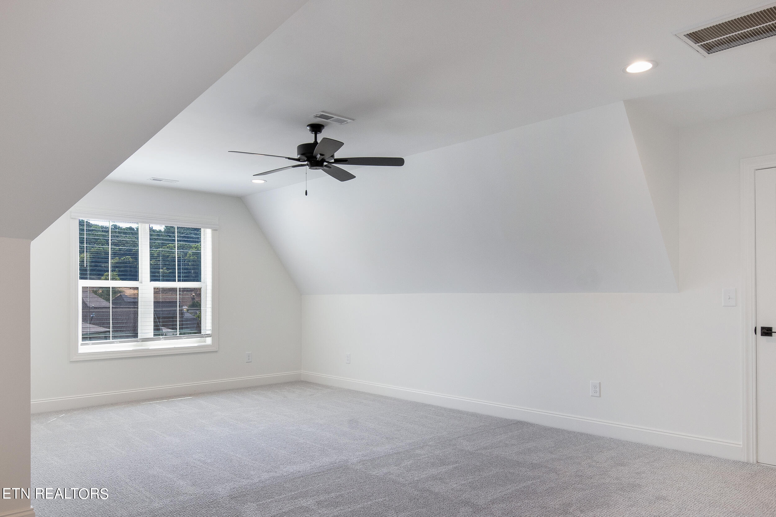 2527 Mishas Meadow Way Property Photo 48