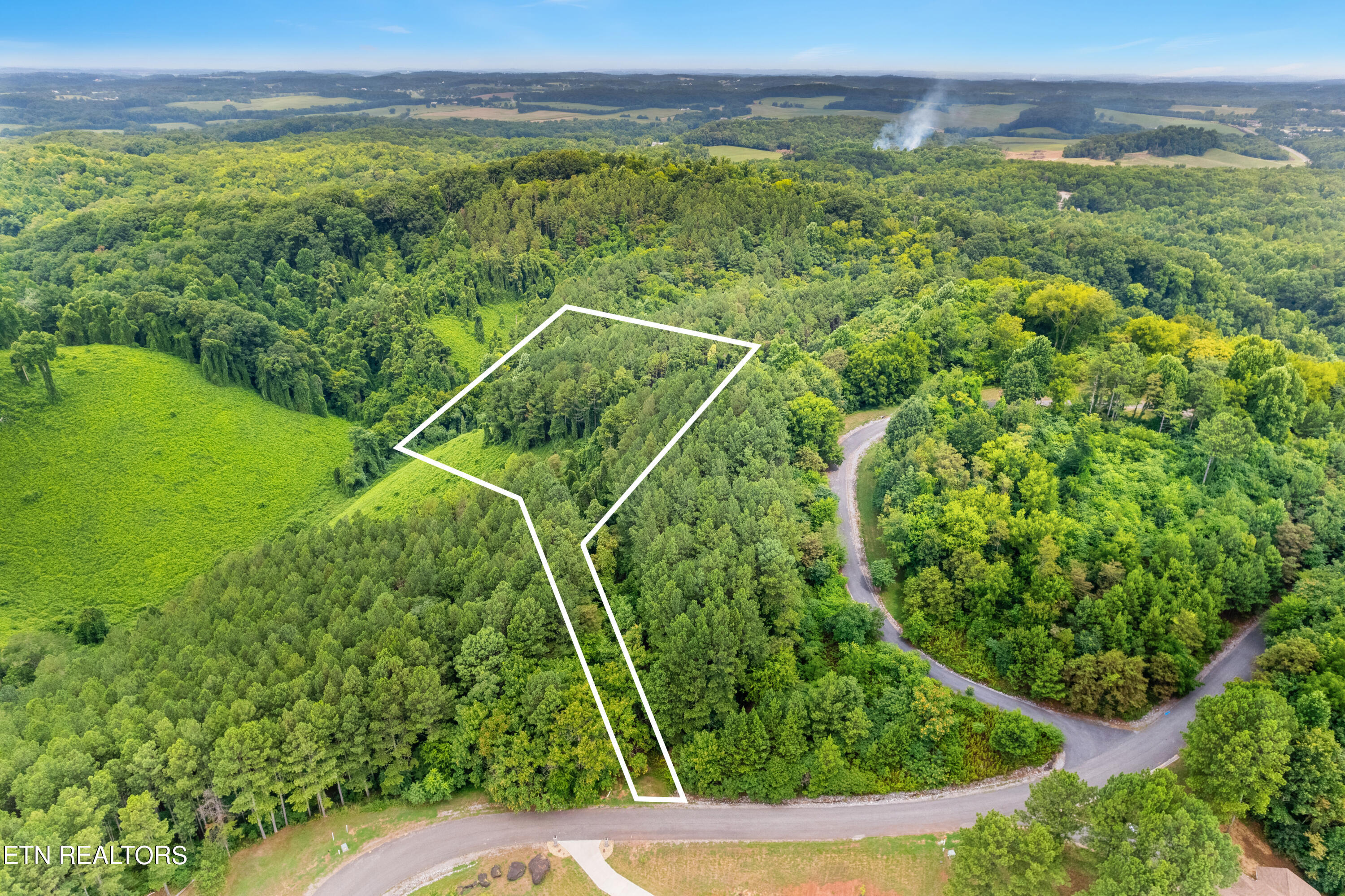 Overlook Way Property Photo