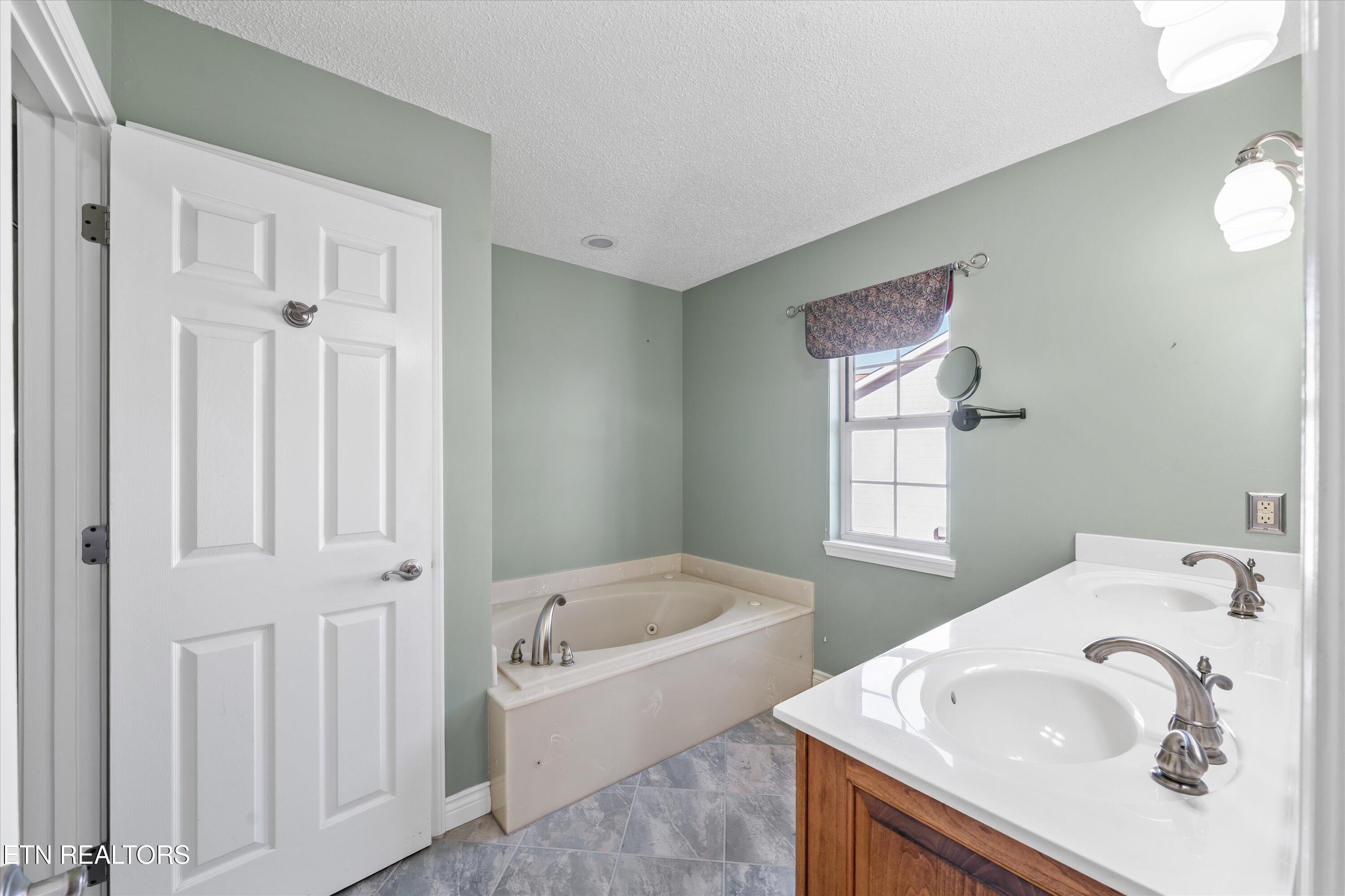 155 Chatuga Drive Property Photo 24