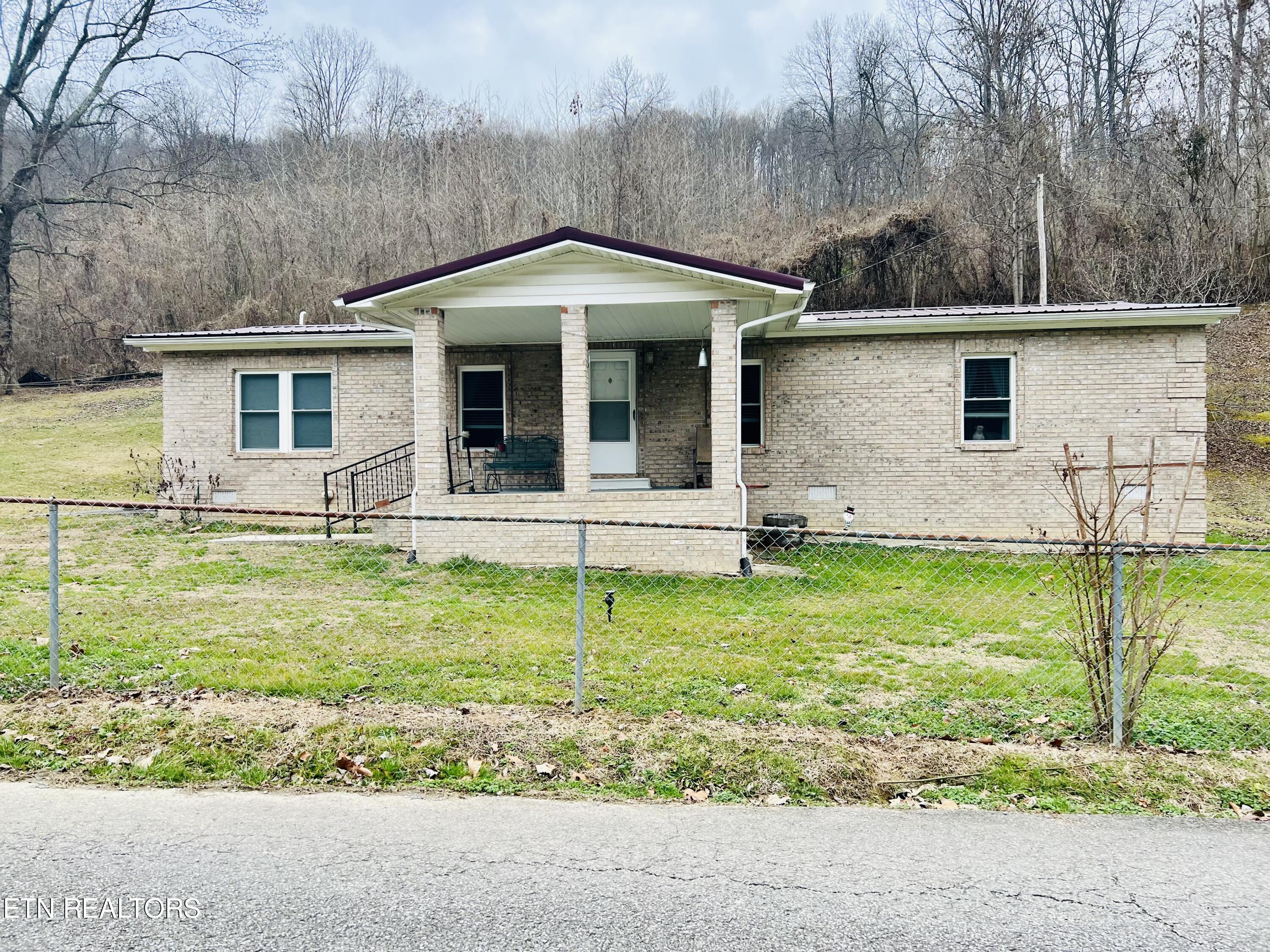 126 Brick Drive Property Photo 3