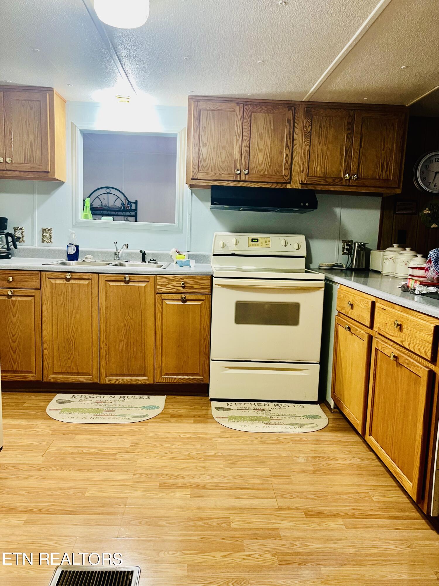 126 Brick Drive Property Photo 18