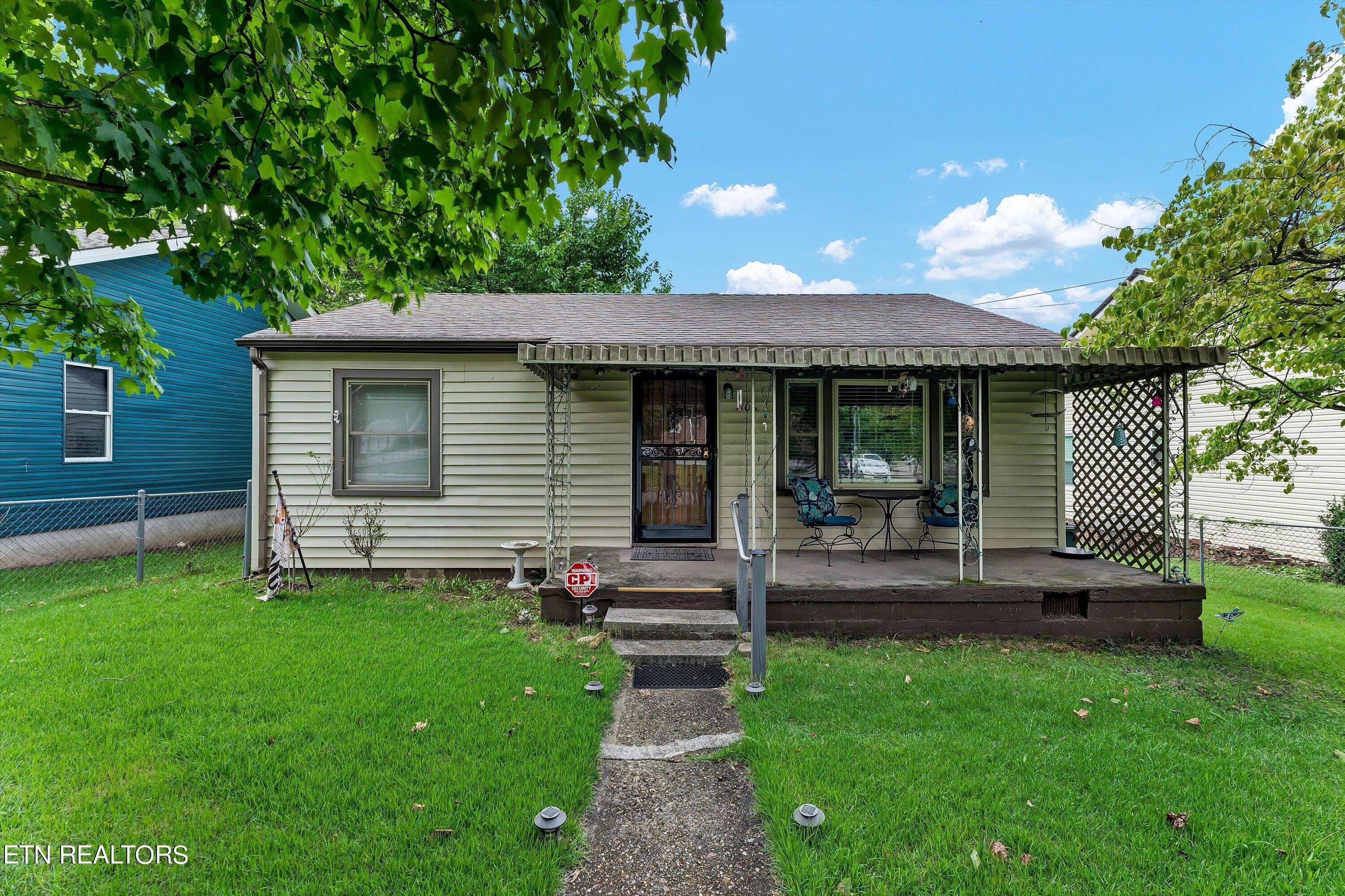 1706 Lawson Ave Property Photo 1