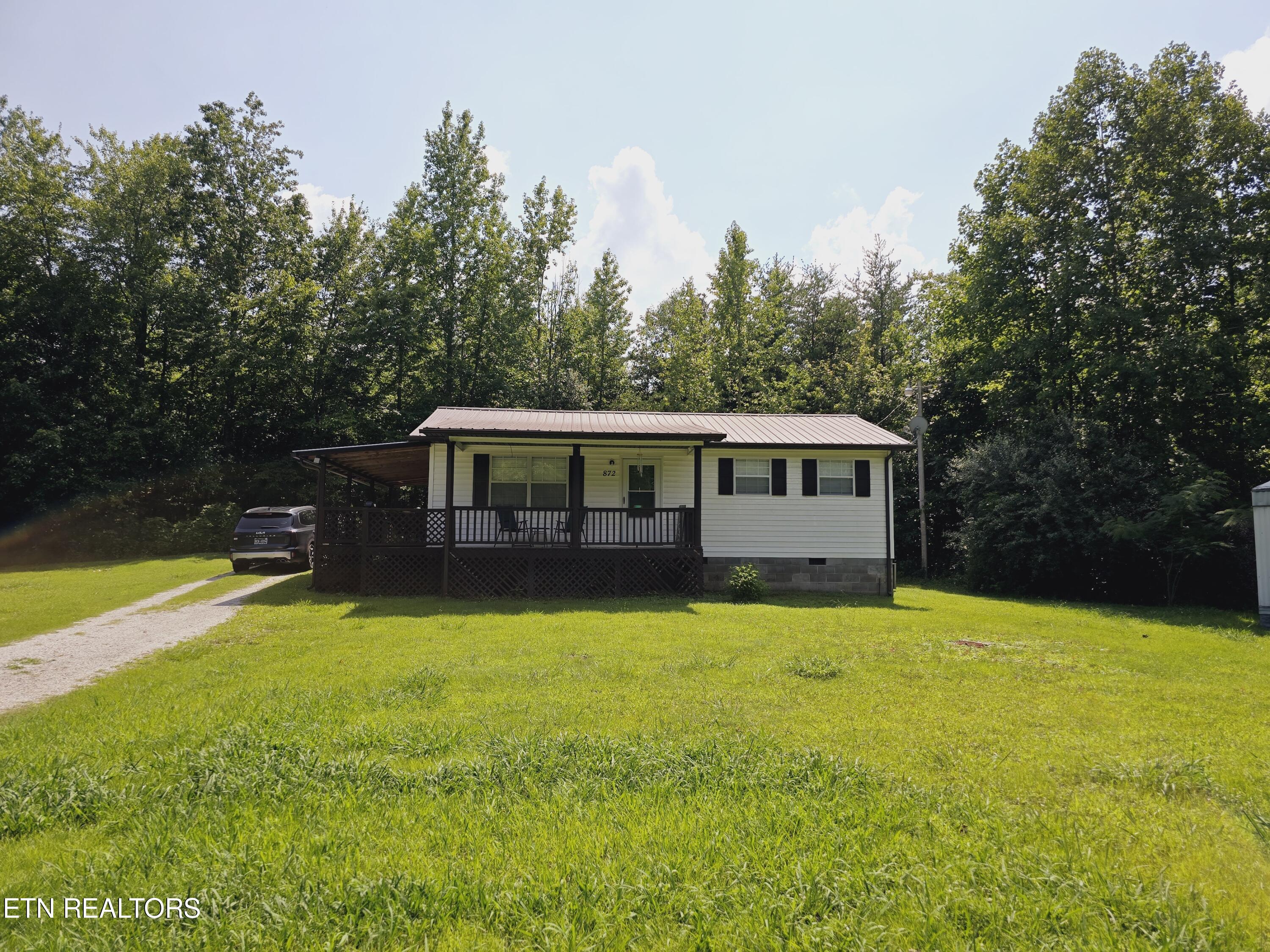 872 Nelson Lane Property Photo