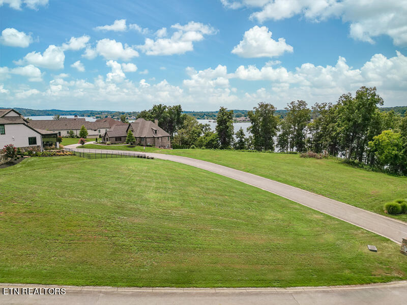 240 Southern Way Property Photo 2