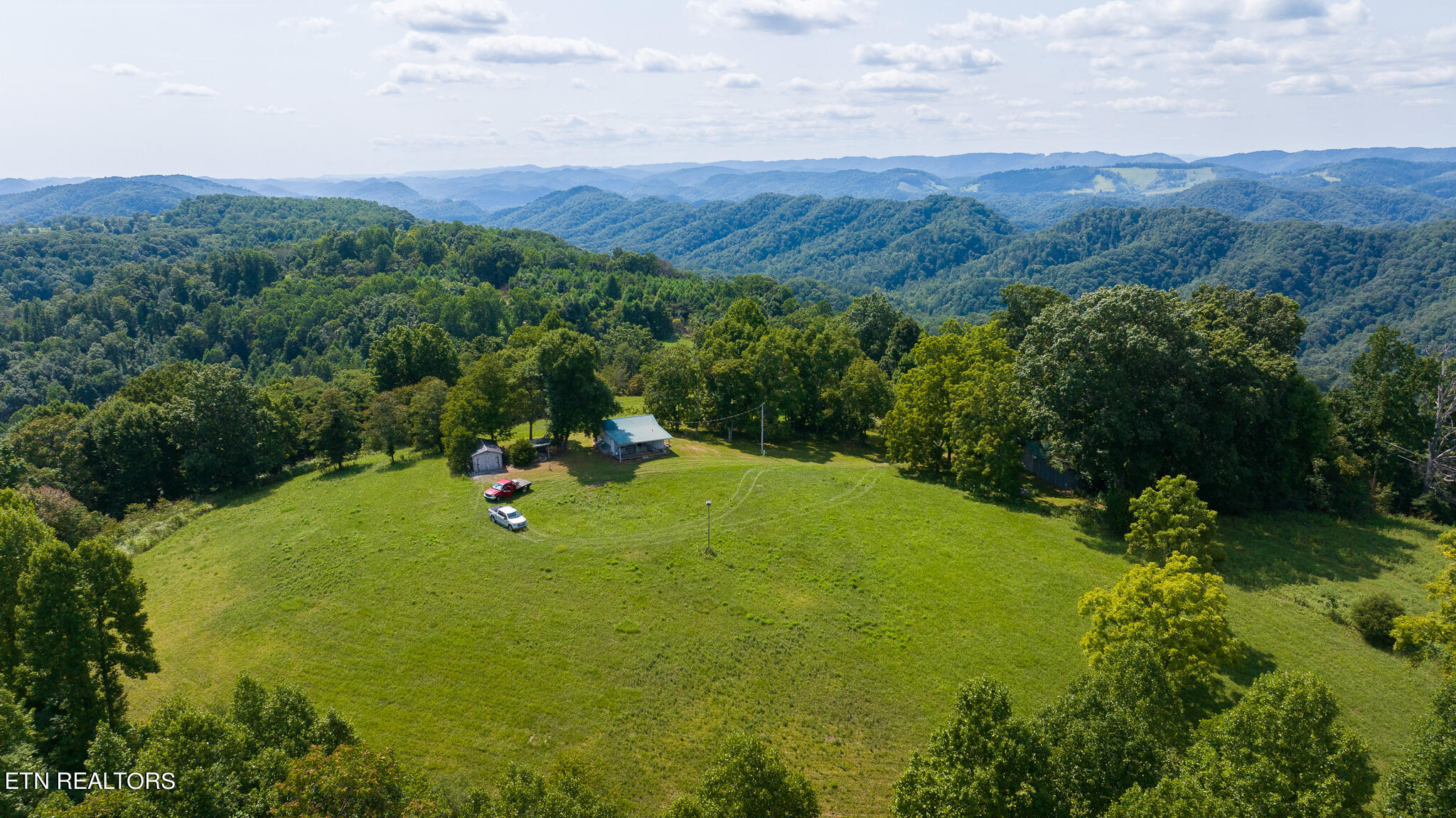 687 Big Springs Rd Property Photo