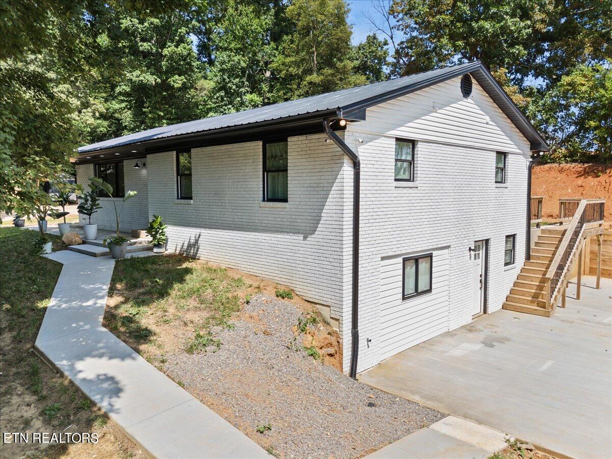 7124 Indian Ridge Rd Property Photo
