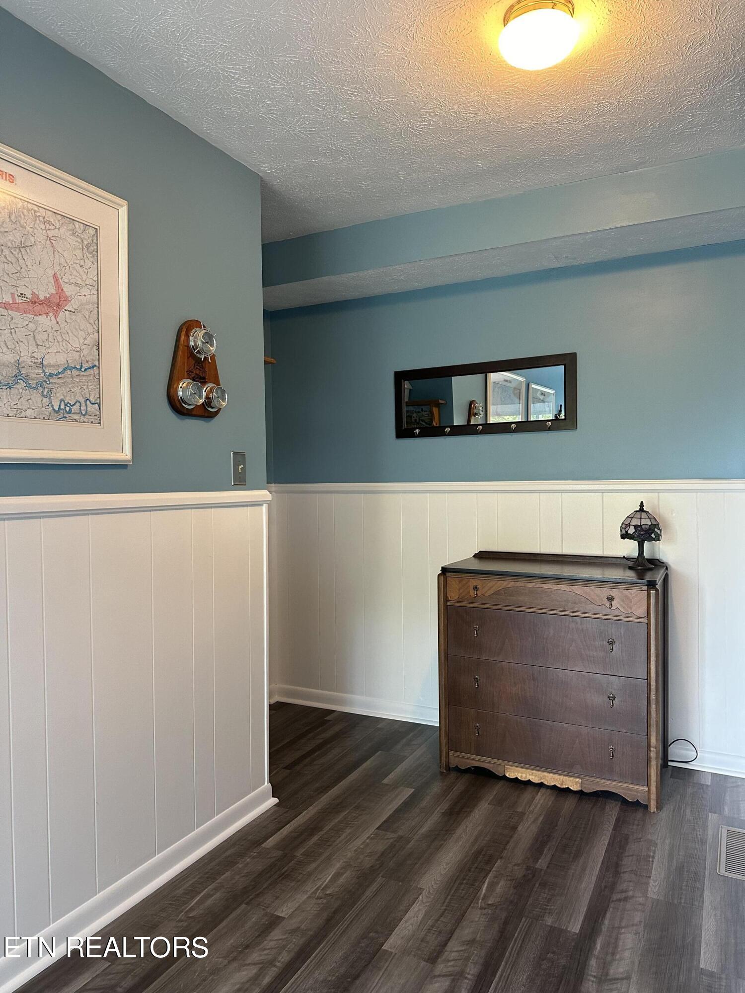 1386 Alder Springs Rd Property Photo 19