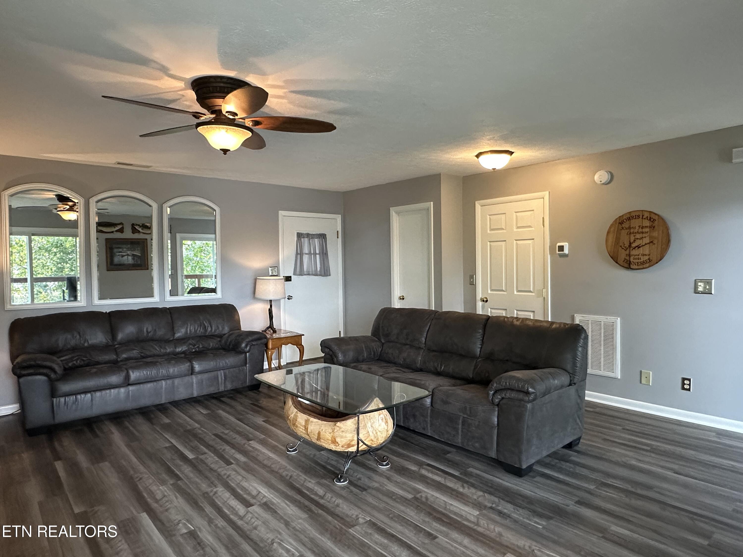 1386 Alder Springs Rd Property Photo 22