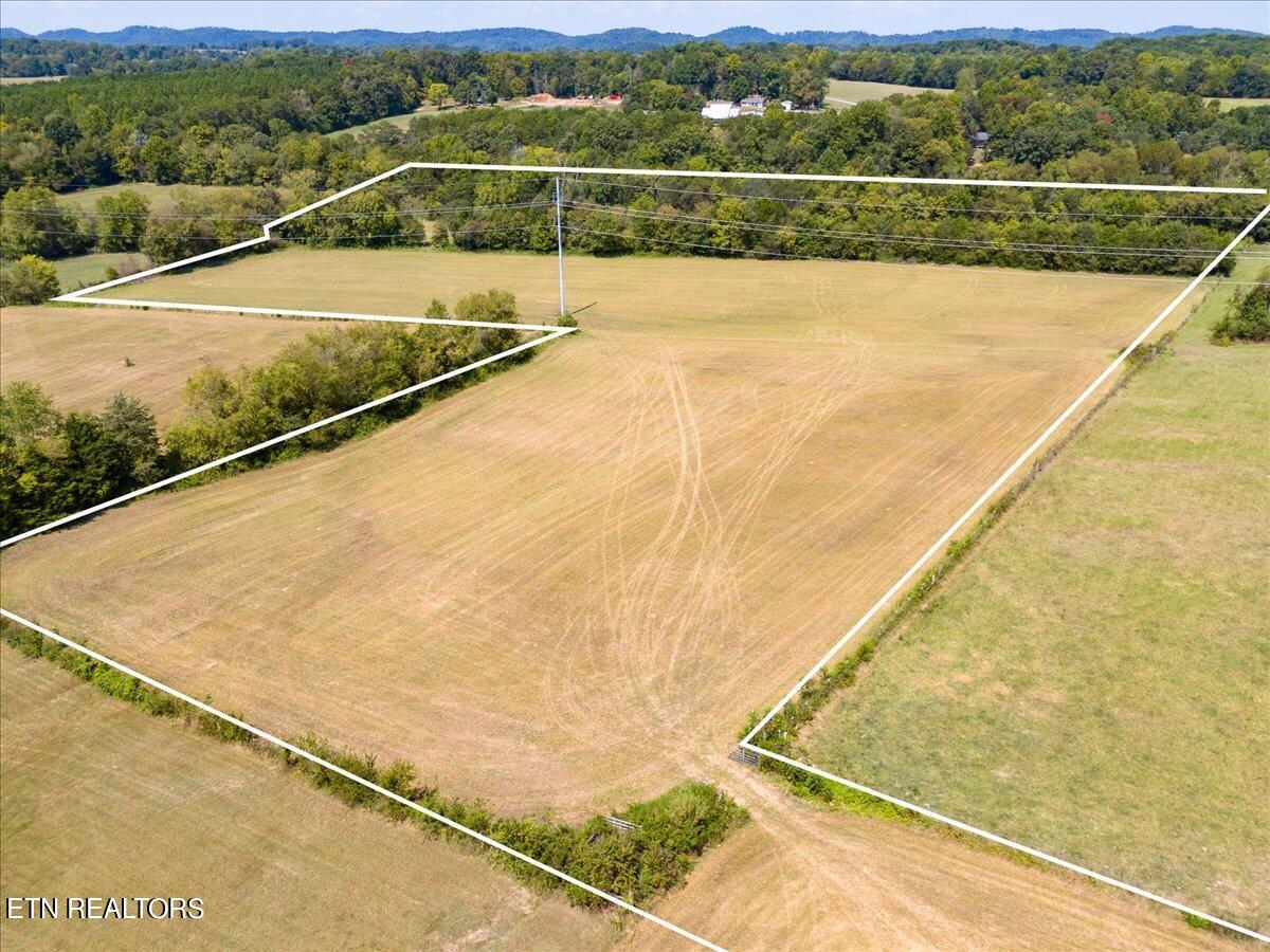 2736 Highway 411 Property Photo