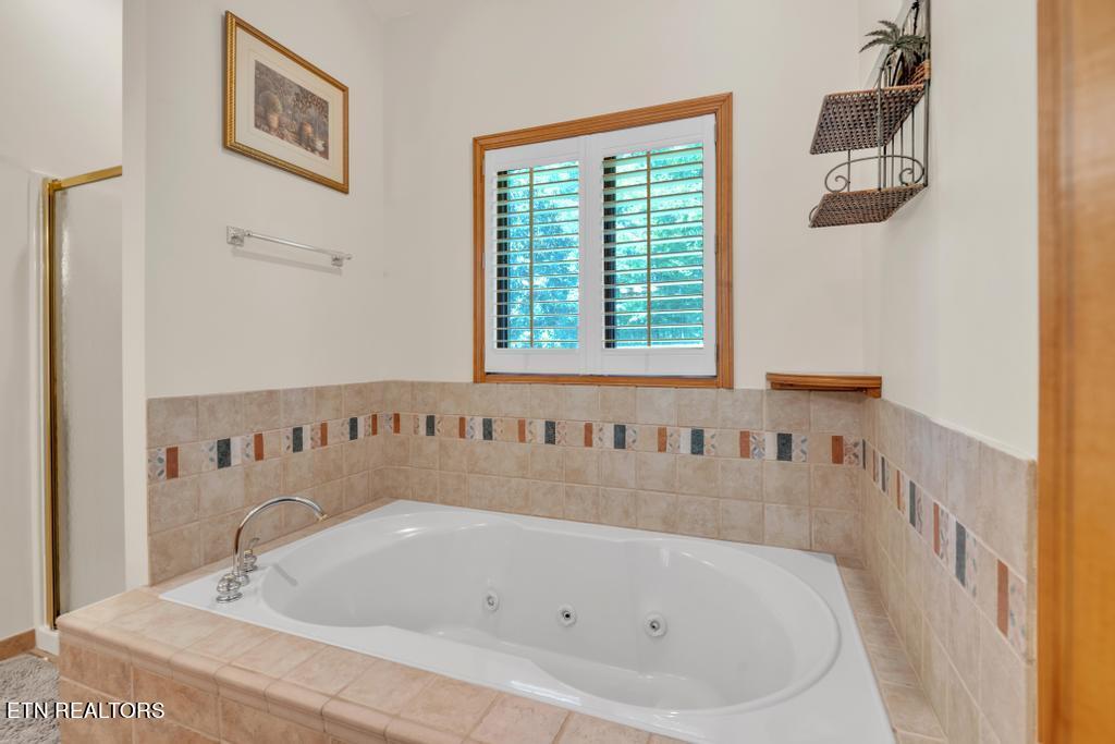 128 Fox Lane Property Photo 33