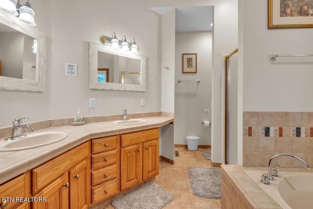 128 Fox Lane Property Photo 34