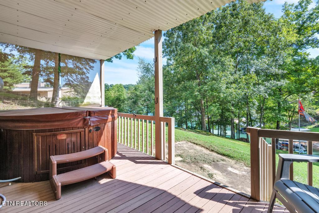 128 Fox Lane Property Photo 44
