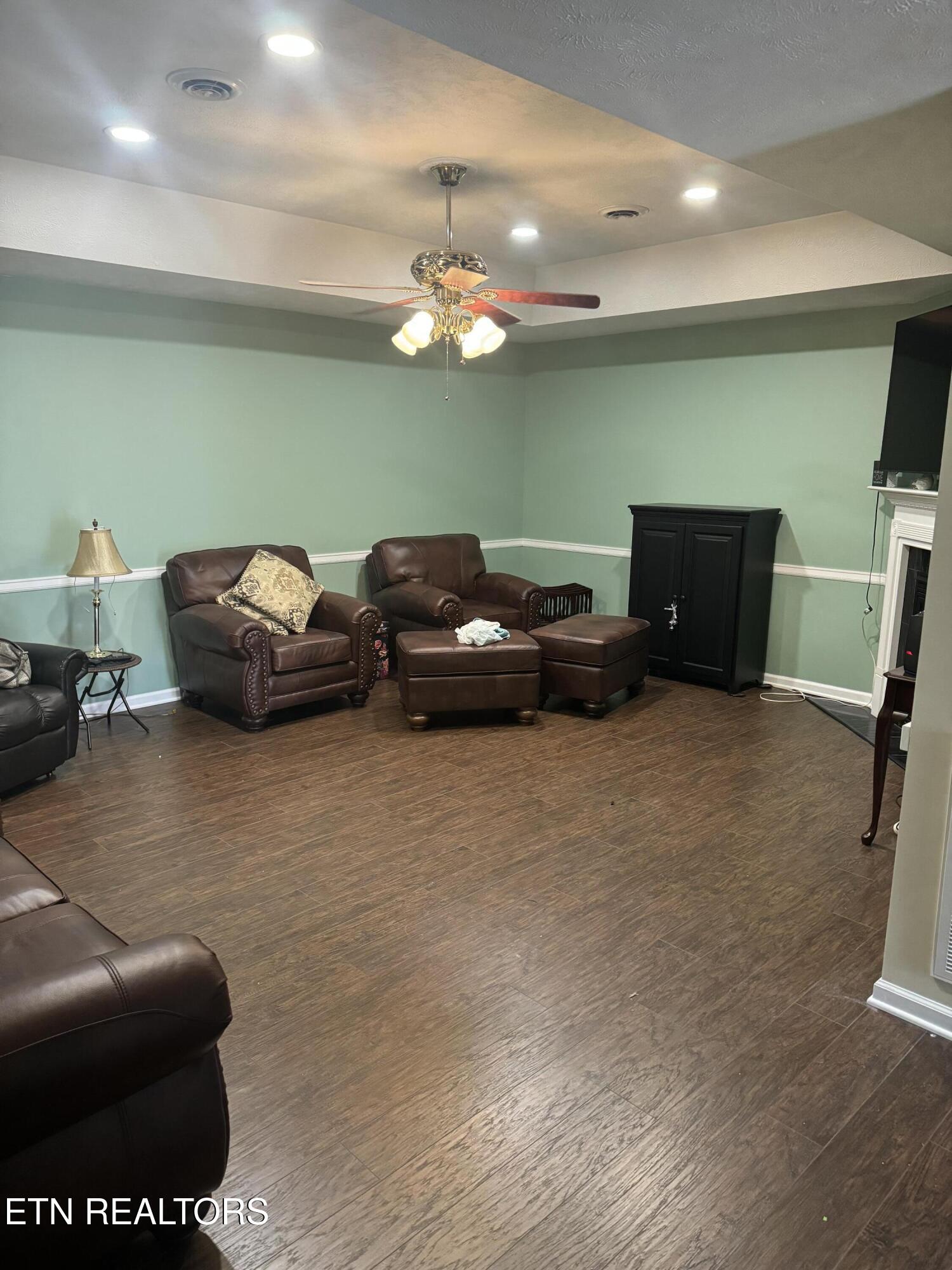 139 Creekwood Way Property Photo 8