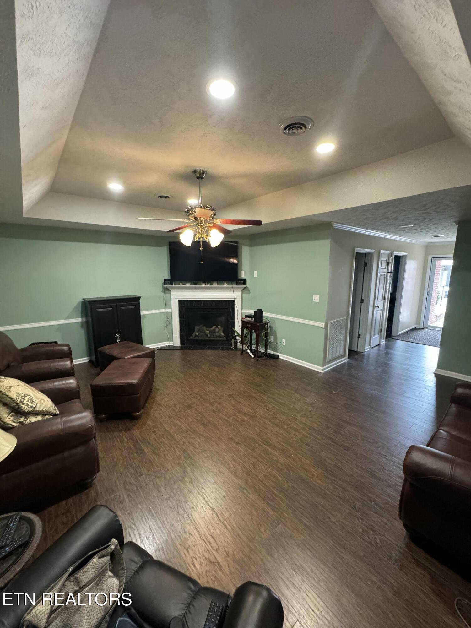 139 Creekwood Way Property Photo 13