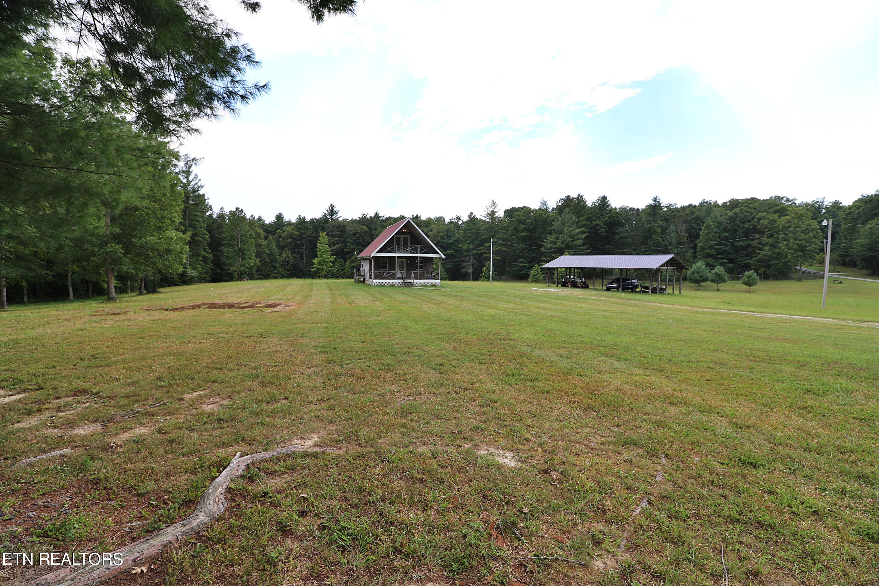 525 Bear Hollow Rd Property Photo 1