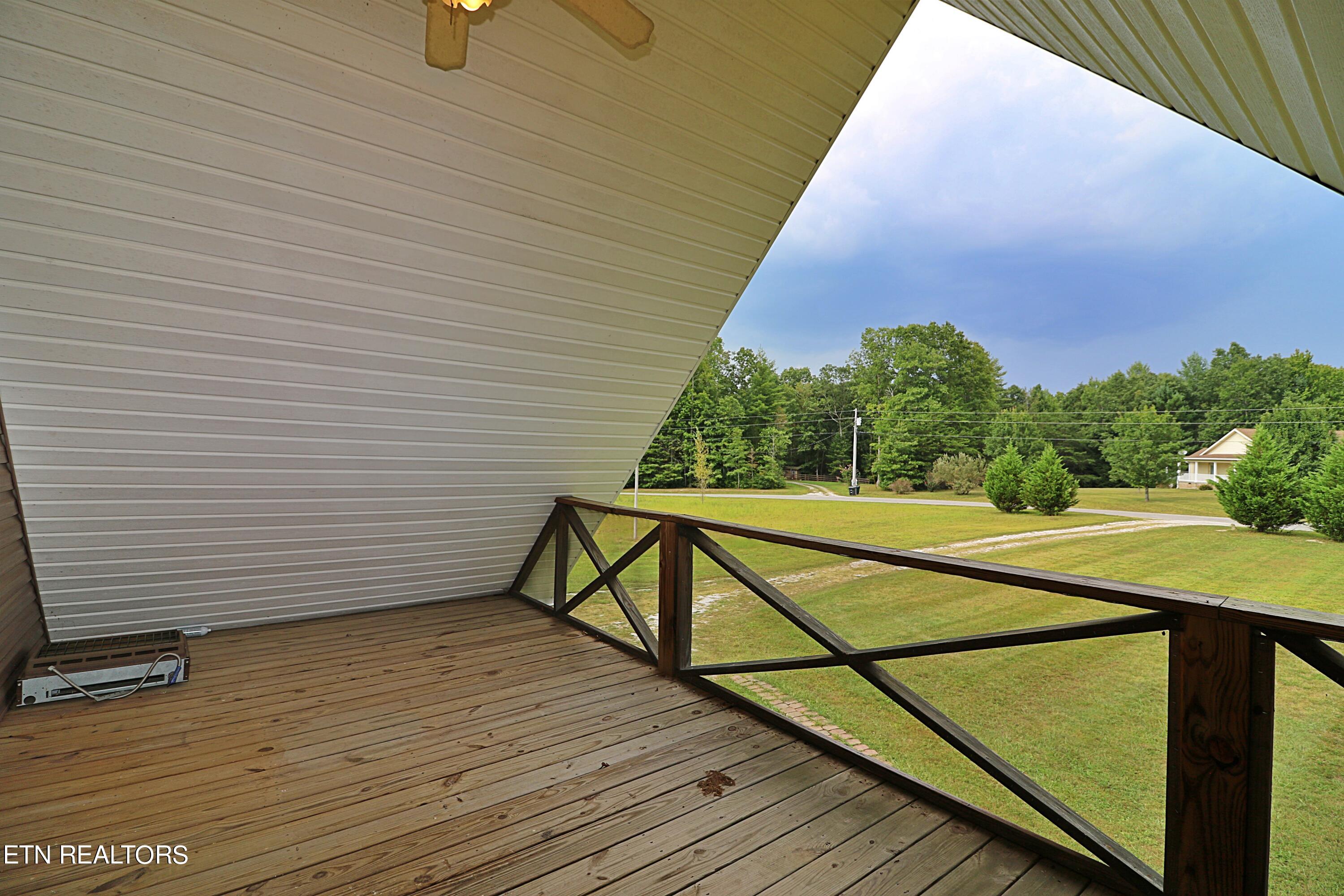 525 Bear Hollow Rd Property Photo 23
