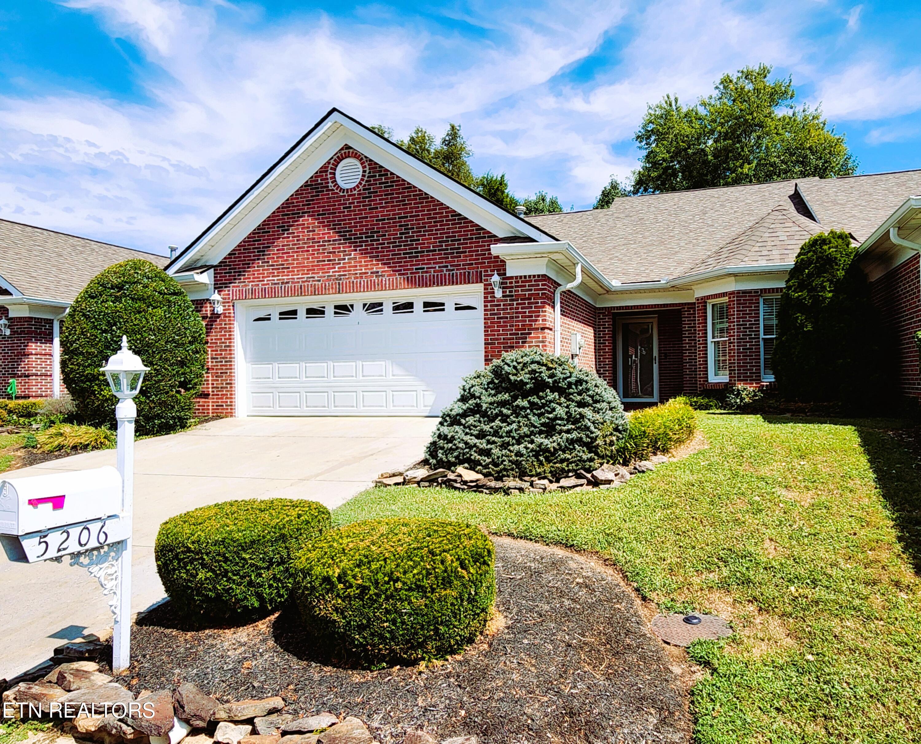5206 Comice Way Property Photo 1