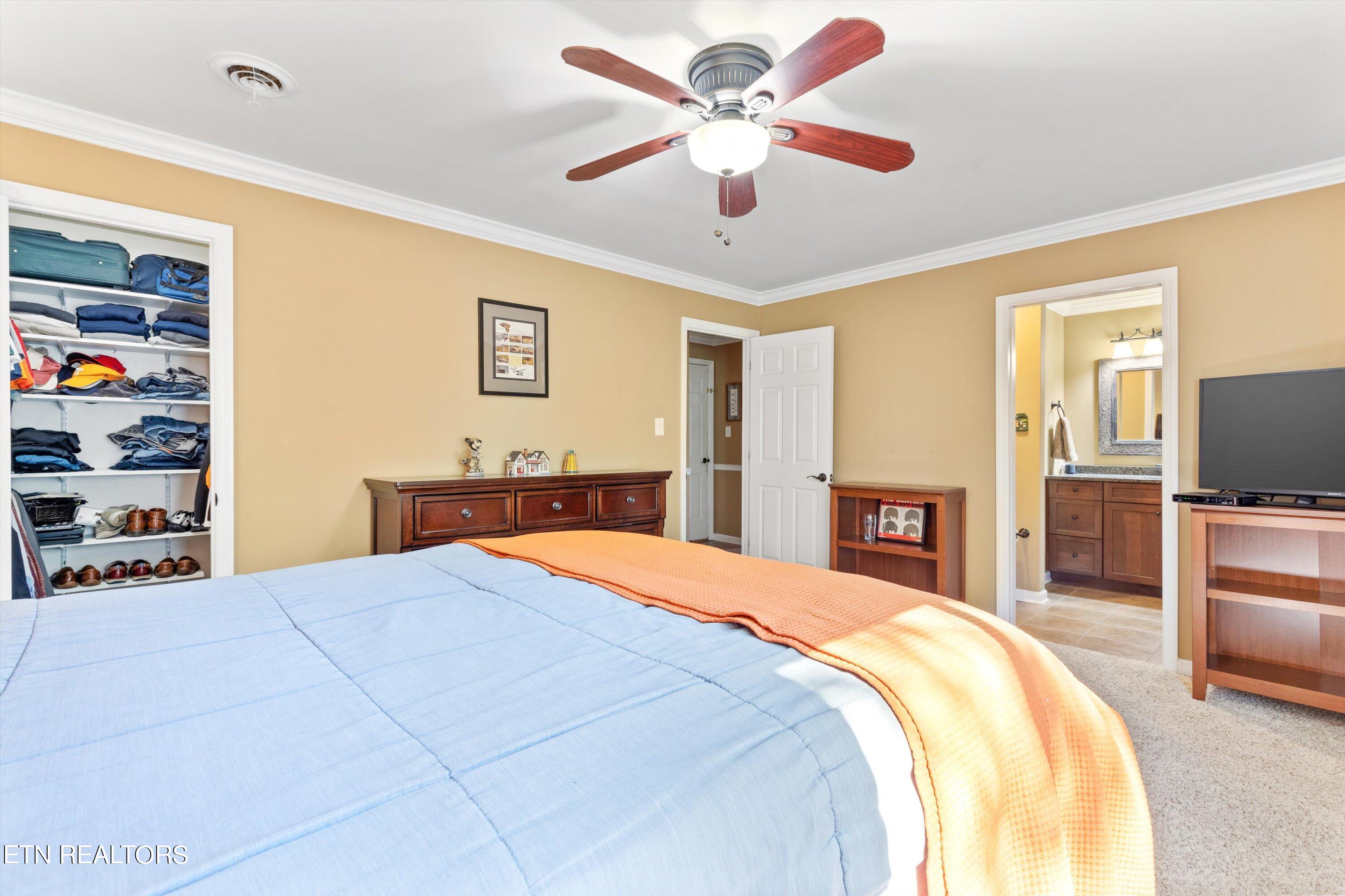 715 Landing Lane Property Photo 23