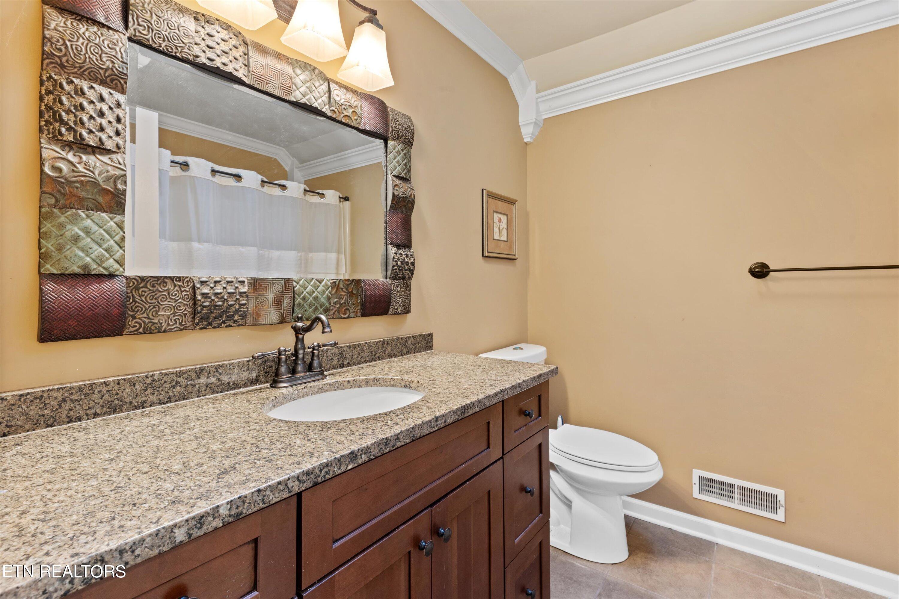 715 Landing Lane Property Photo 30