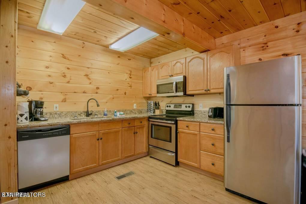 116 Cave Creek Way Property Photo 15