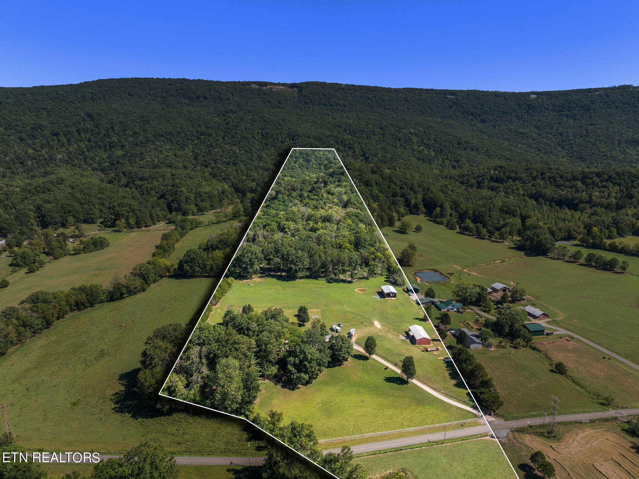 784 New Hope Loop Property Photo