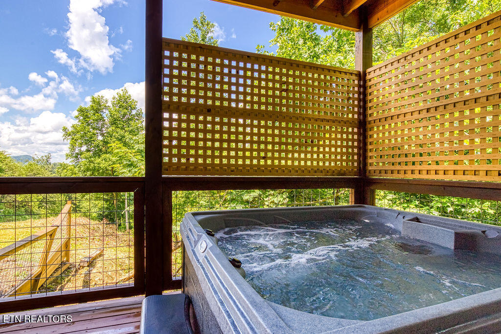 2942 Redtail Rd Property Photo 5