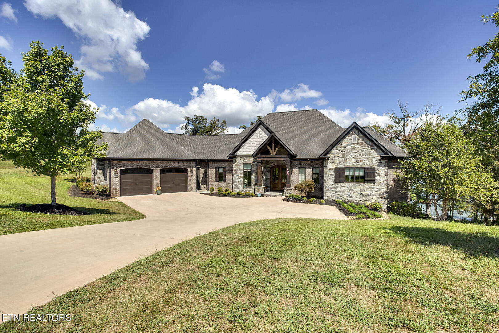 17012 Lighthouse Pointe Drive Property Photo
