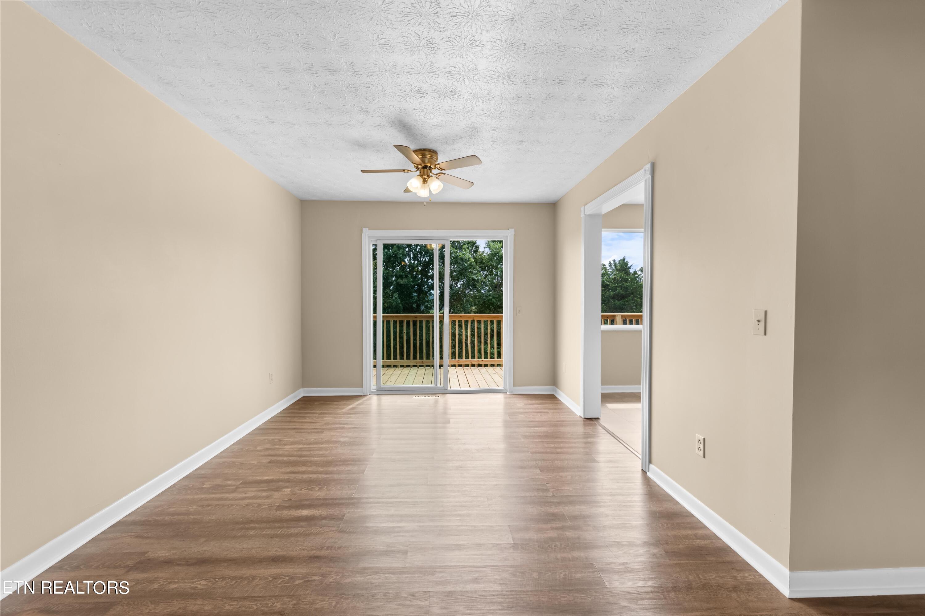 320 Redbird Circle Property Photo 8