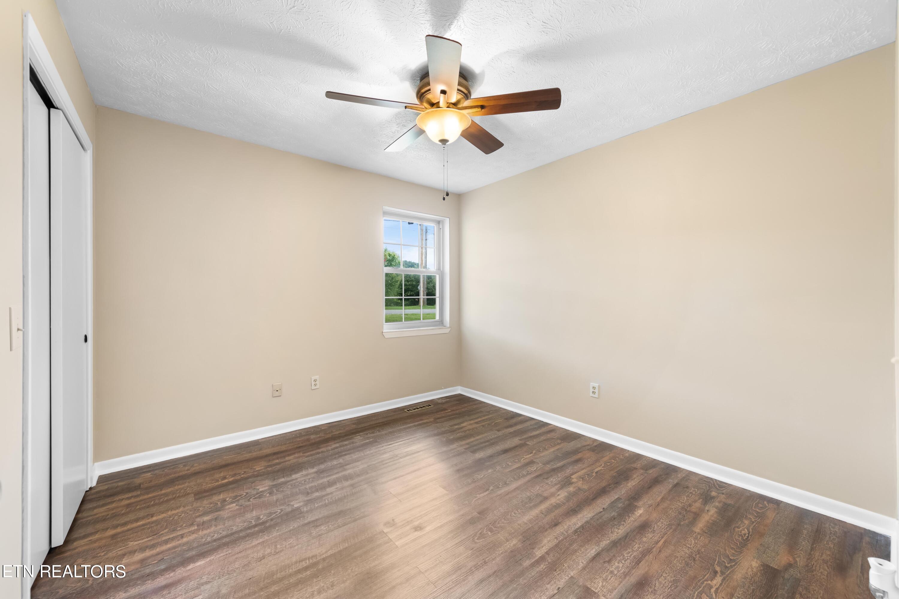 320 Redbird Circle Property Photo 16