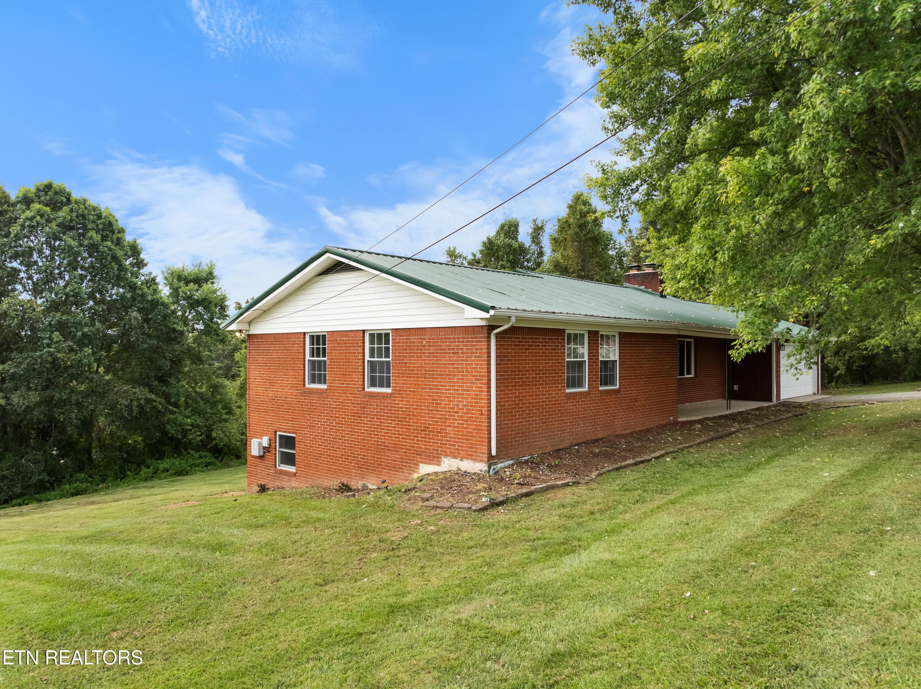 320 Redbird Circle Property Photo 28