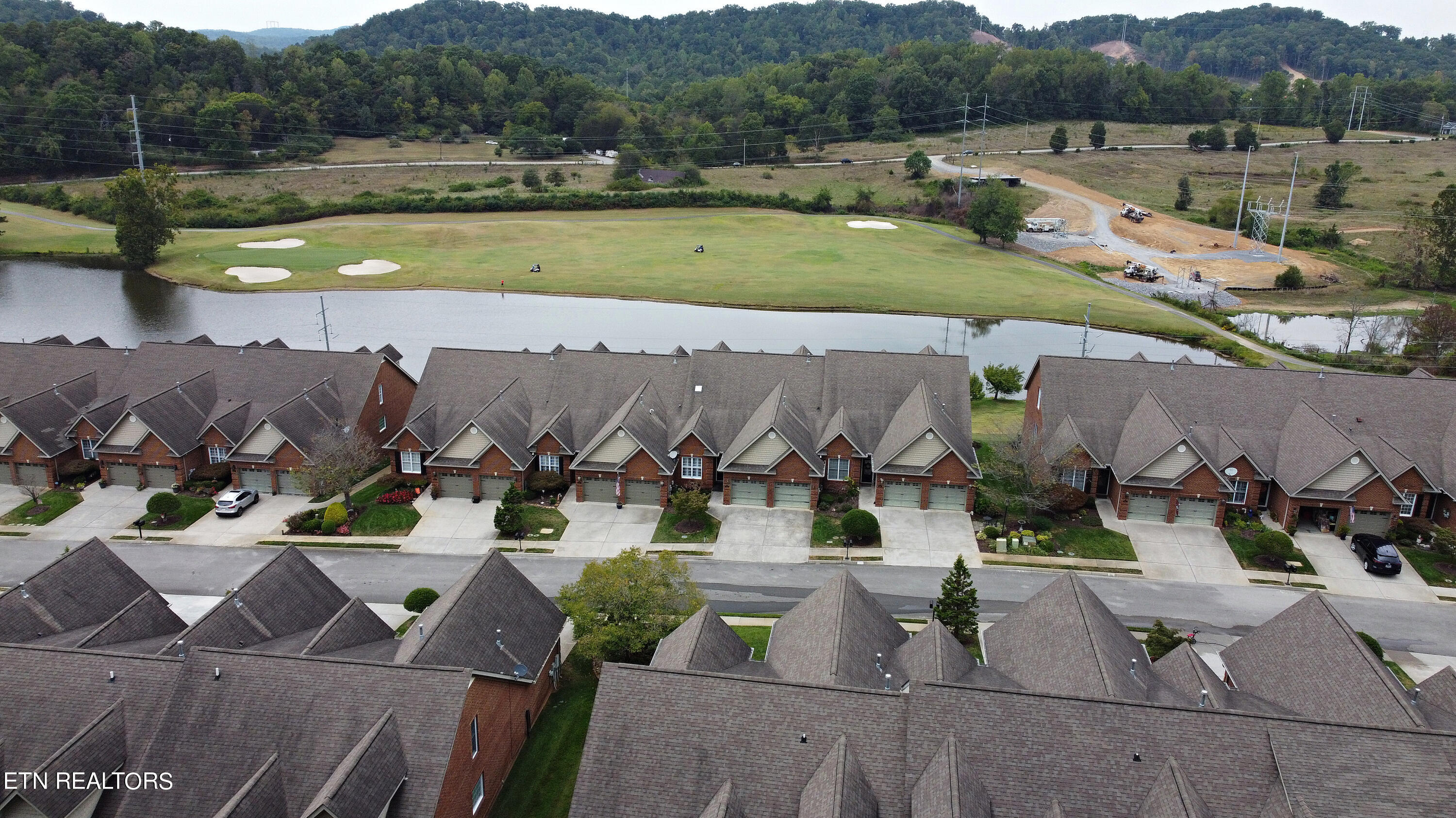 225 Waterford Circle Property Photo 3