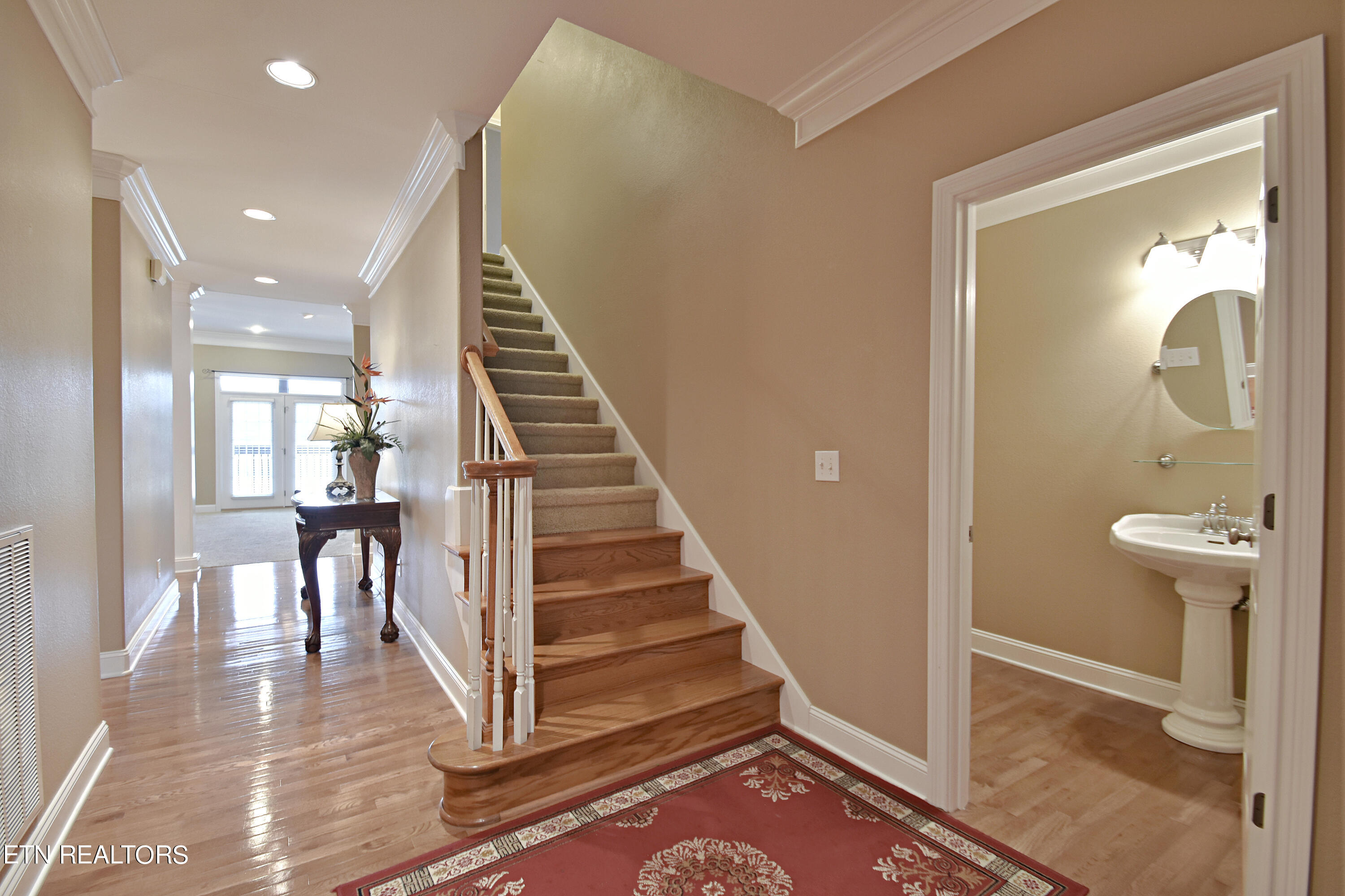 225 Waterford Circle Property Photo 8