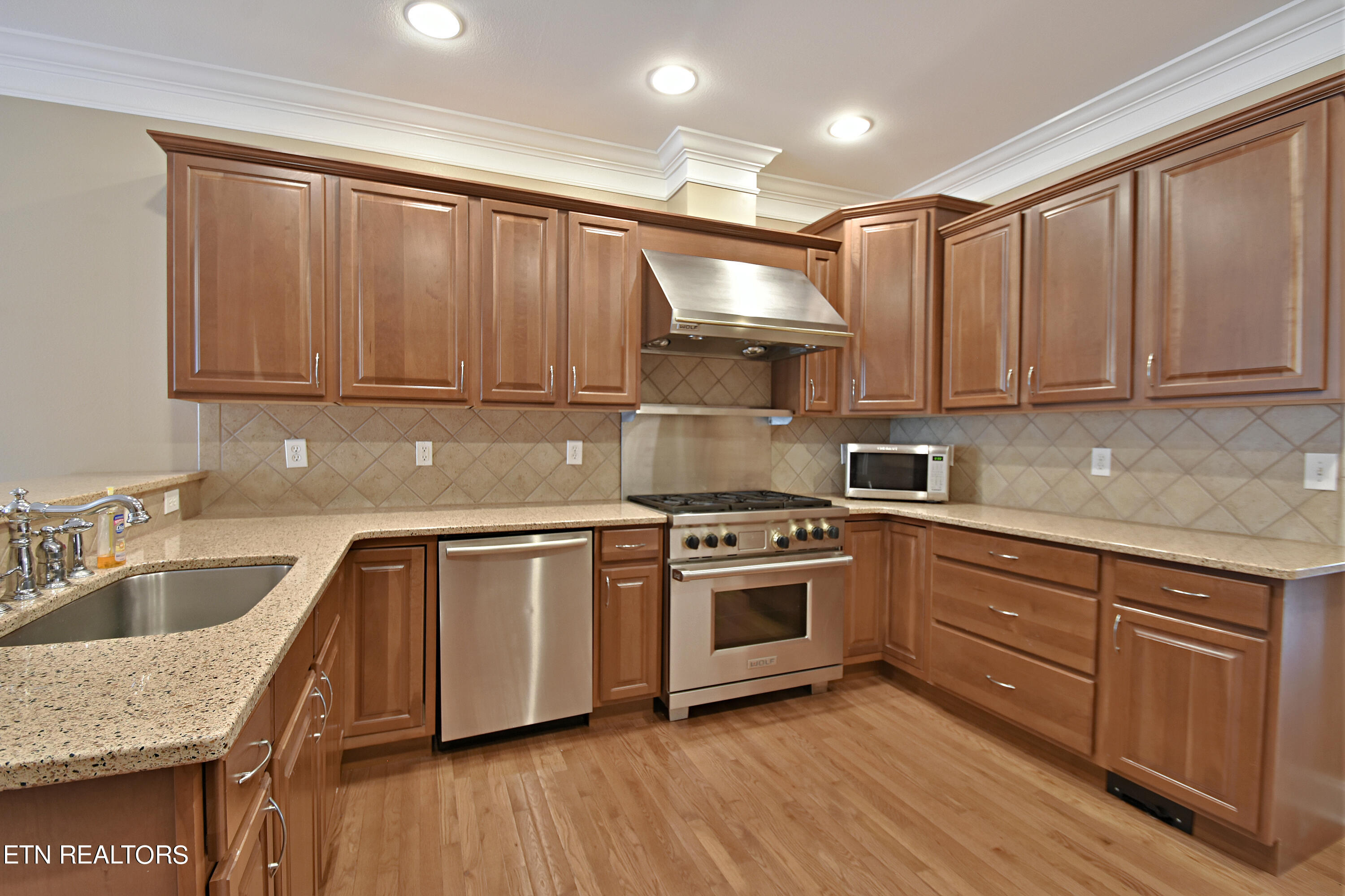 225 Waterford Circle Property Photo 11