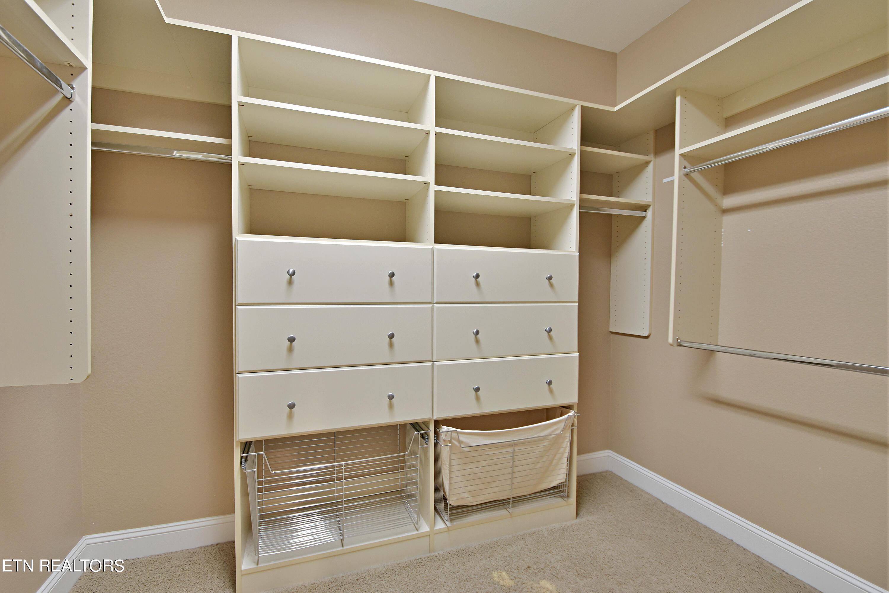 225 Waterford Circle Property Photo 20