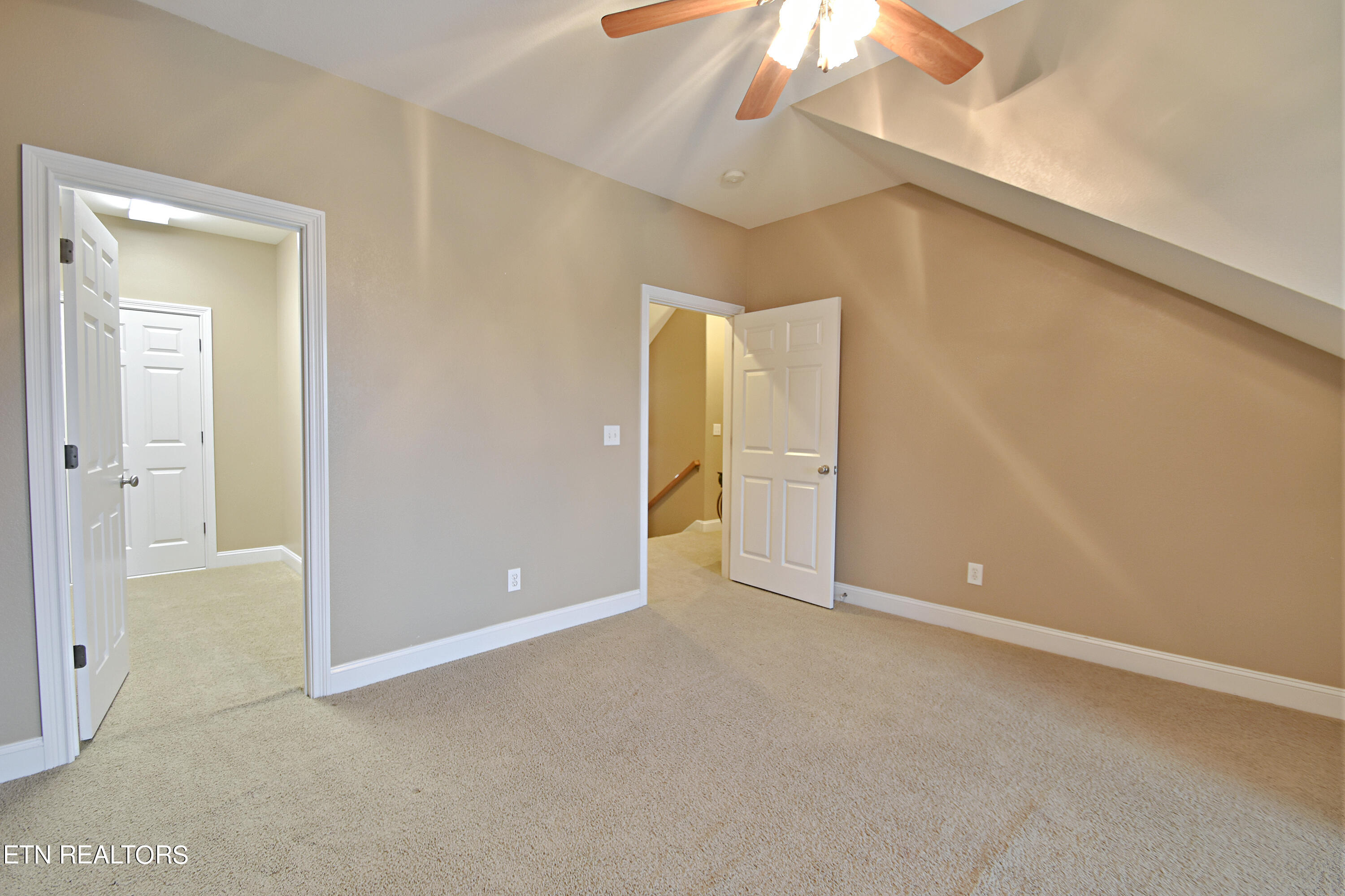 225 Waterford Circle Property Photo 25