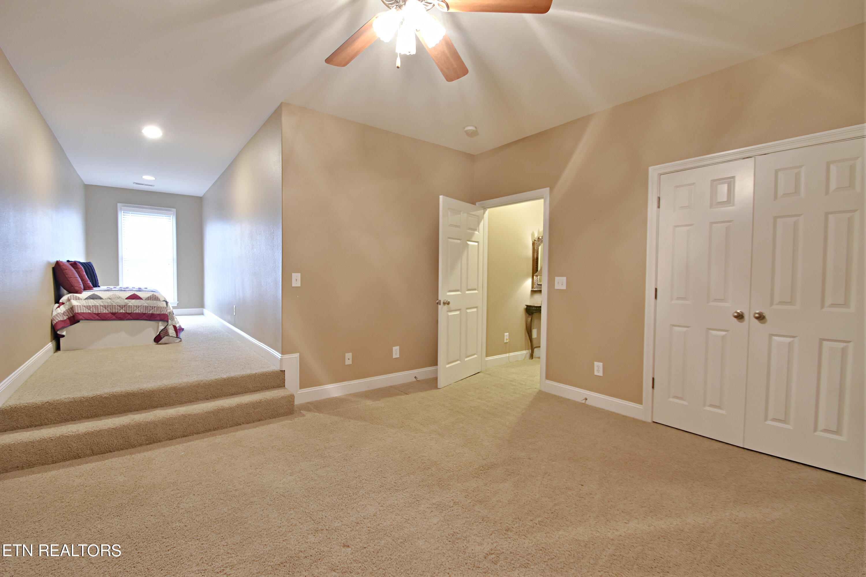 225 Waterford Circle Property Photo 28