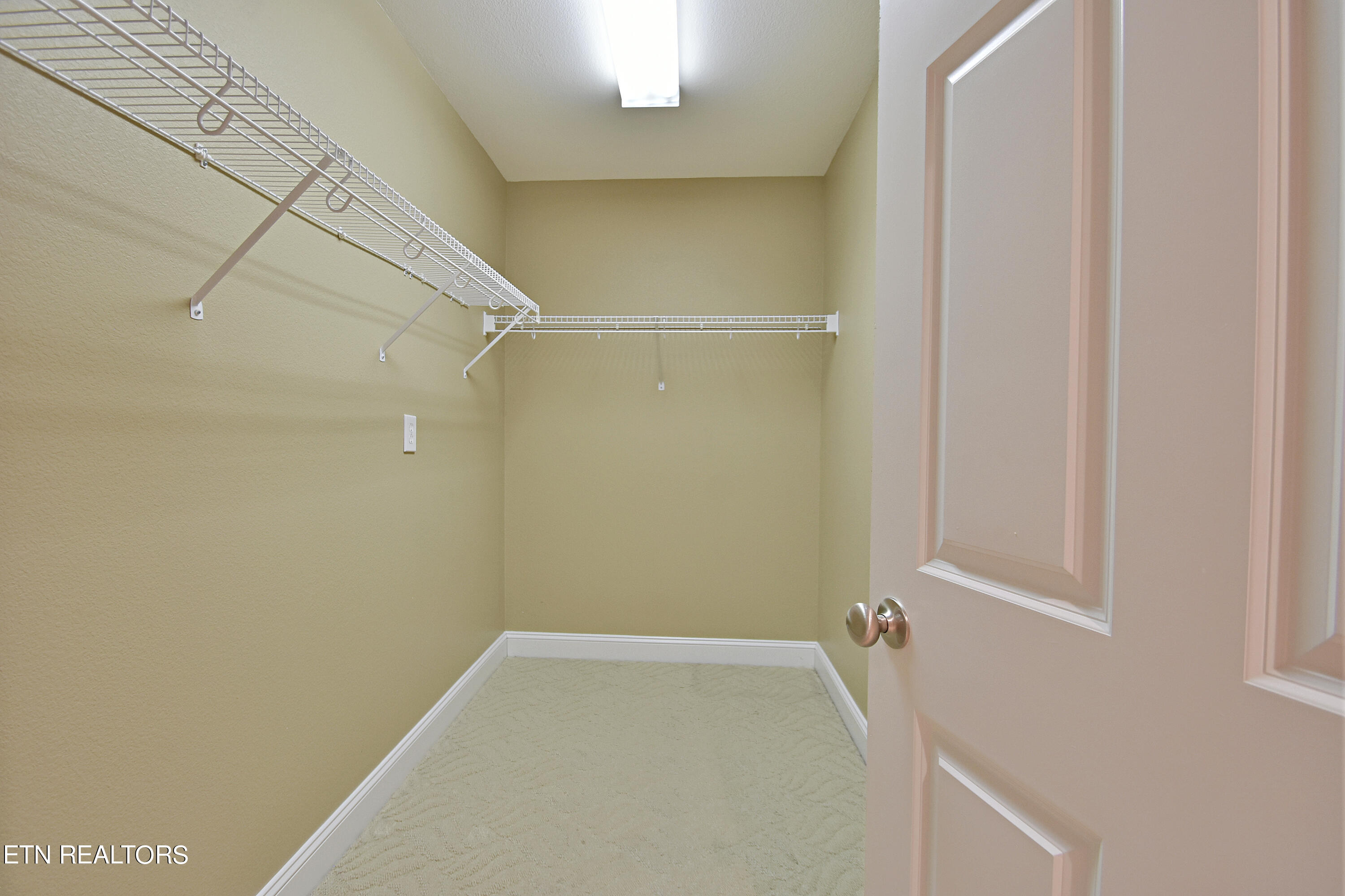 225 Waterford Circle Property Photo 33