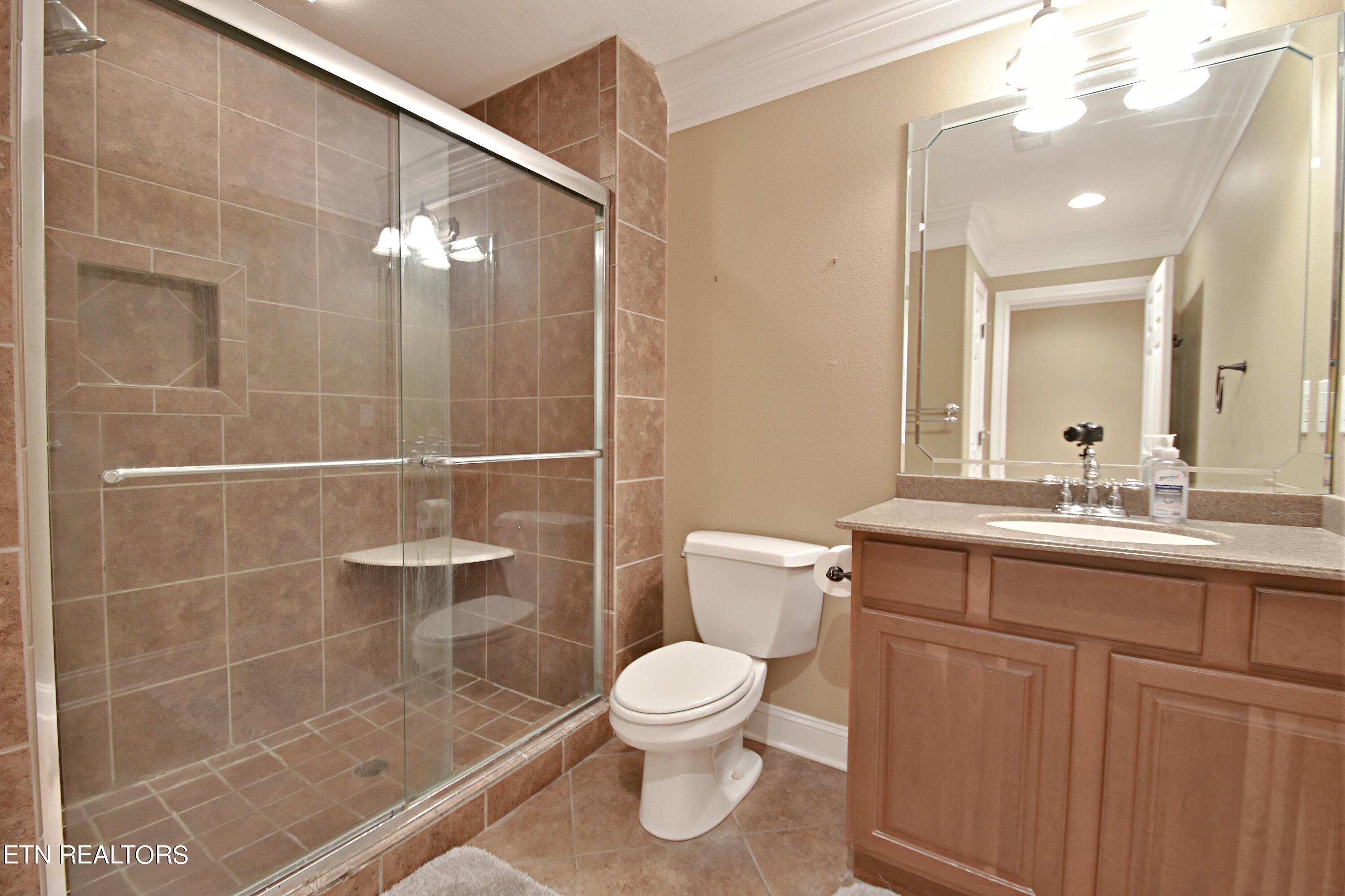 225 Waterford Circle Property Photo 34