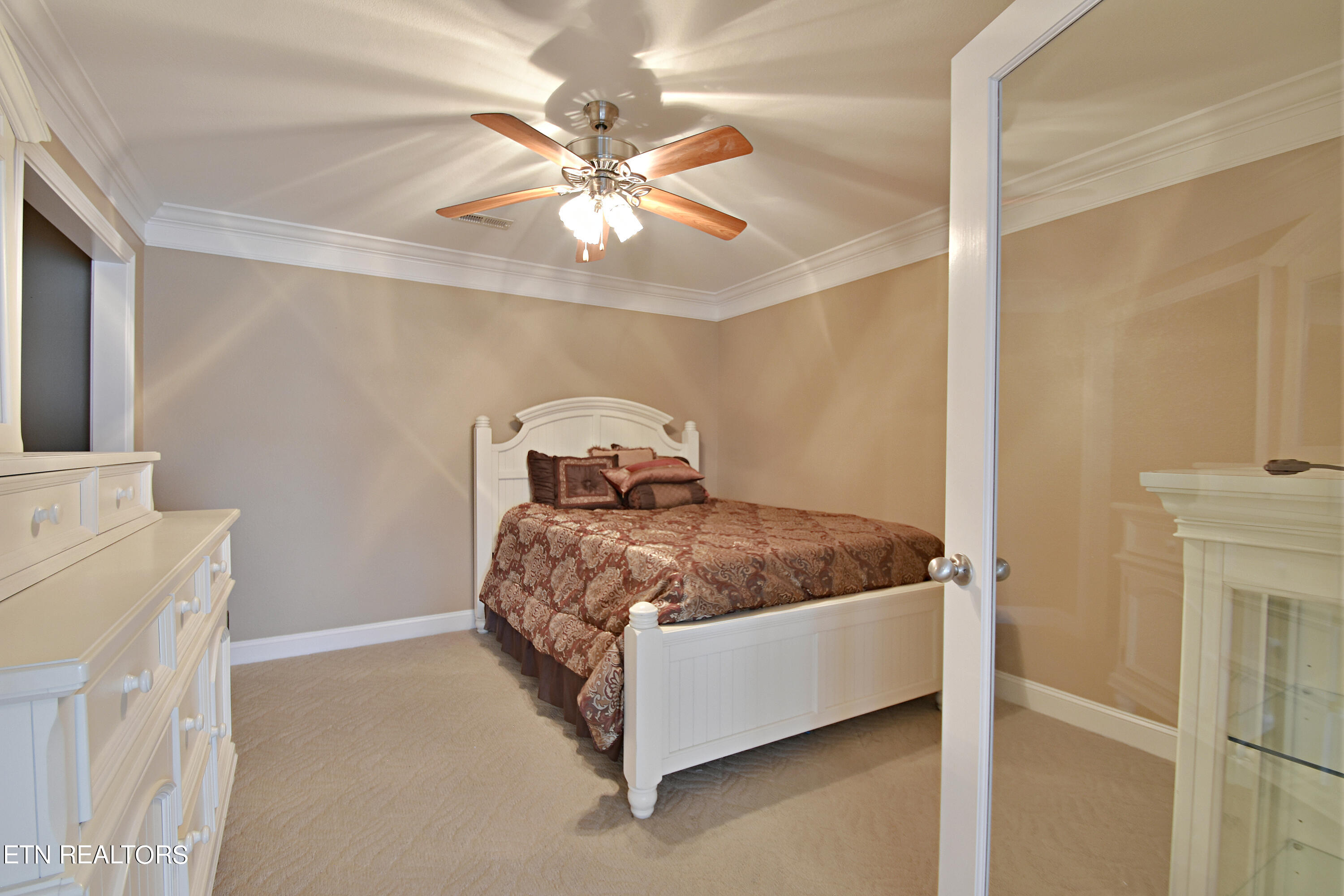 225 Waterford Circle Property Photo 38