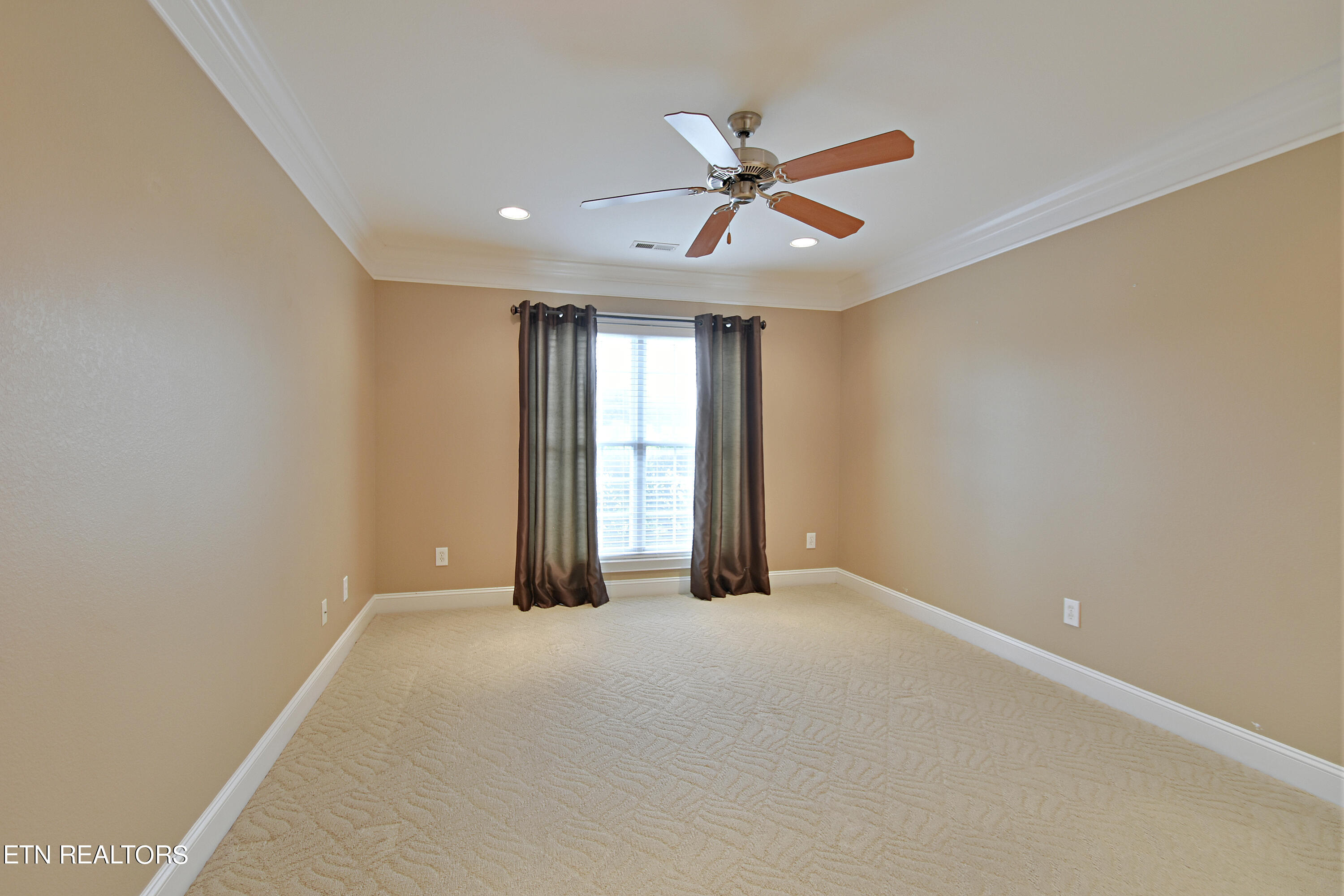 225 Waterford Circle Property Photo 39