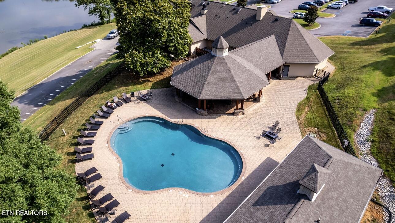 225 Waterford Circle Property Photo 44