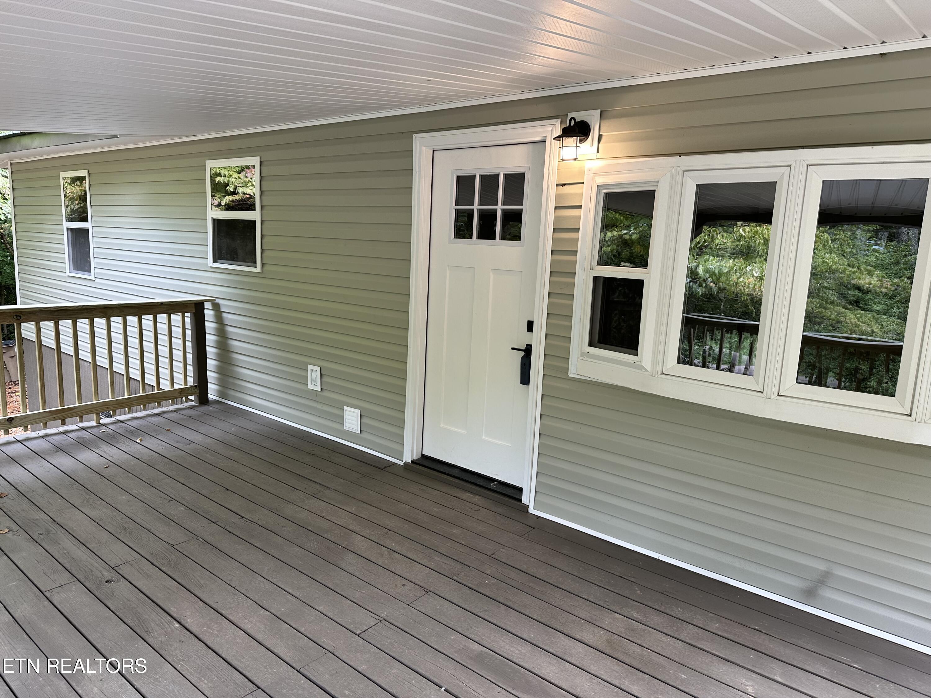 3708 Mcdonald Rd Property Photo 4