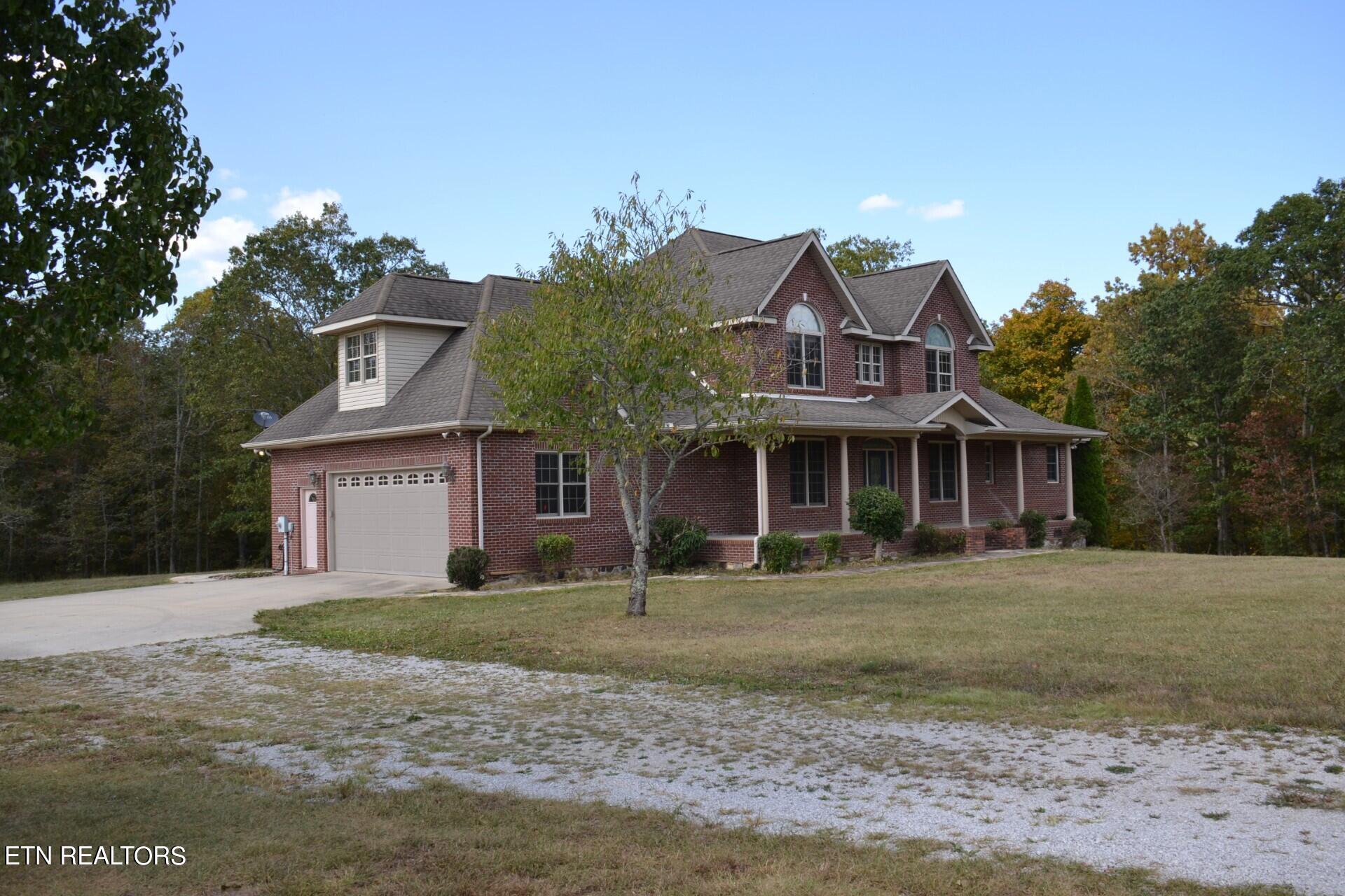 238 Tate Rd Property Photo 3