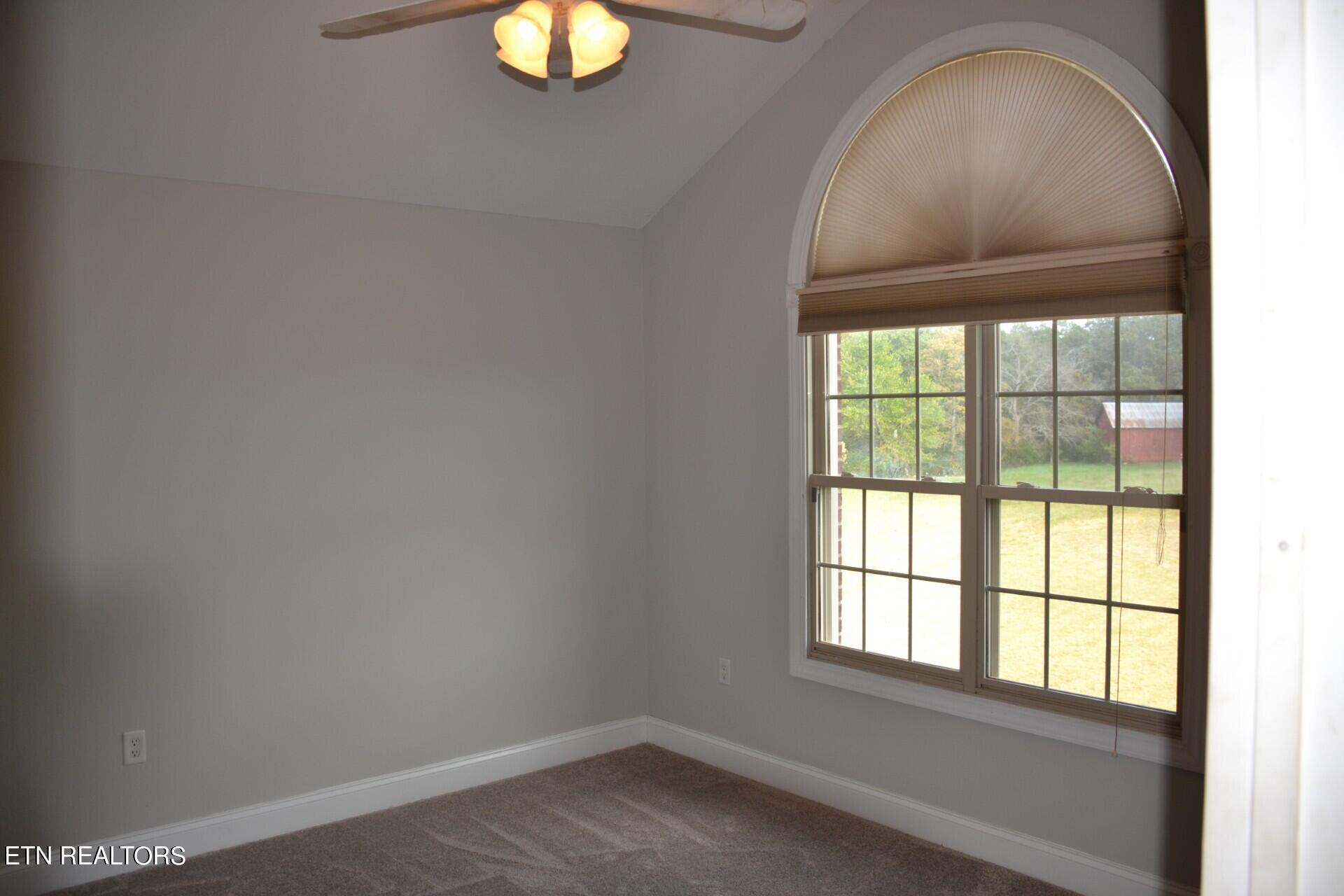238 Tate Rd Property Photo 28