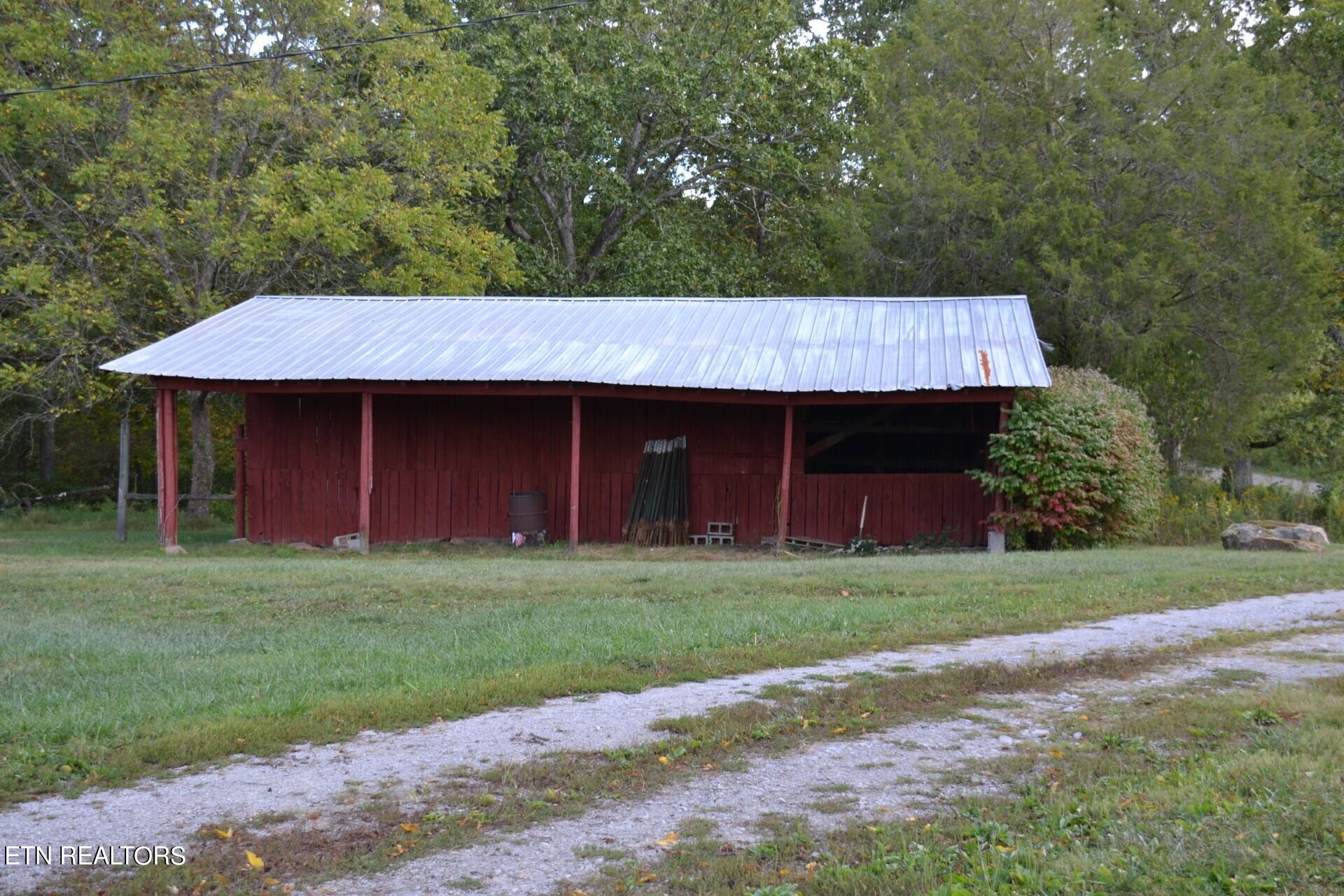238 Tate Rd Property Photo 36