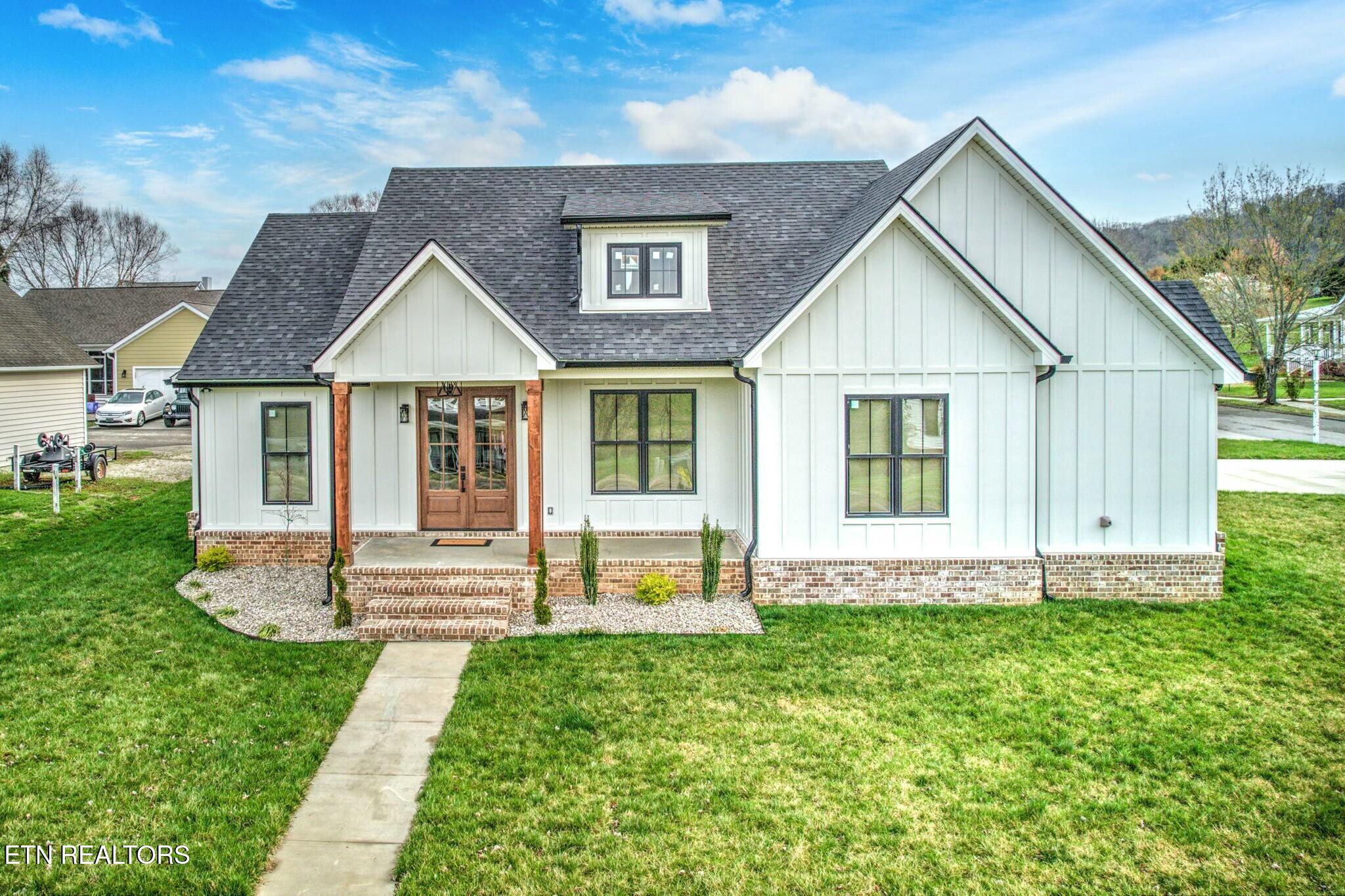 137 Larkspur Drive Property Photo