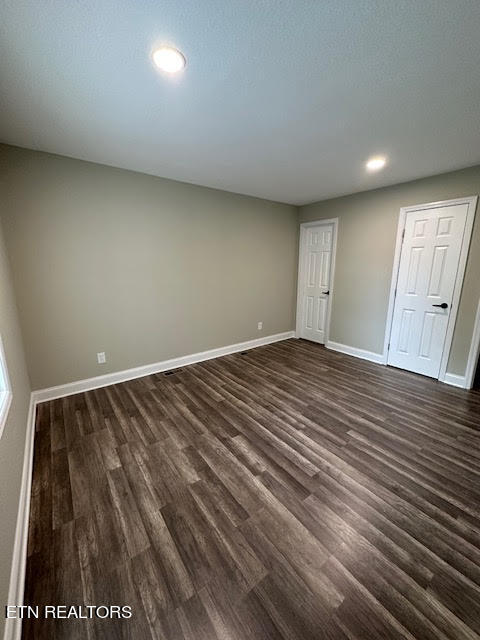 617 Ardmore Circle Property Photo 3