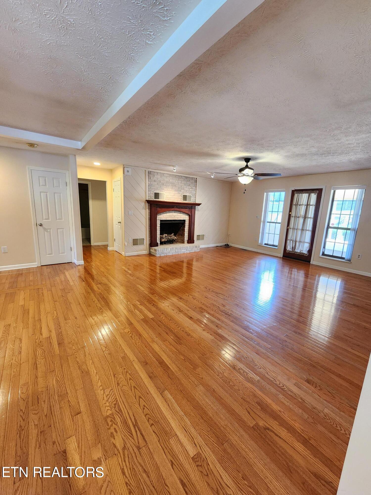 5725 Academy Drive Property Photo 3
