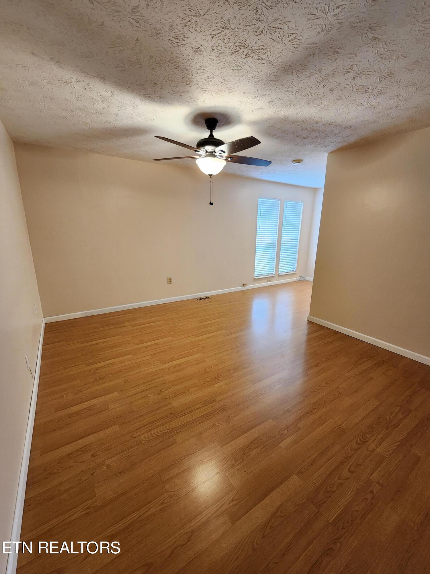 5725 Academy Drive Property Photo 7